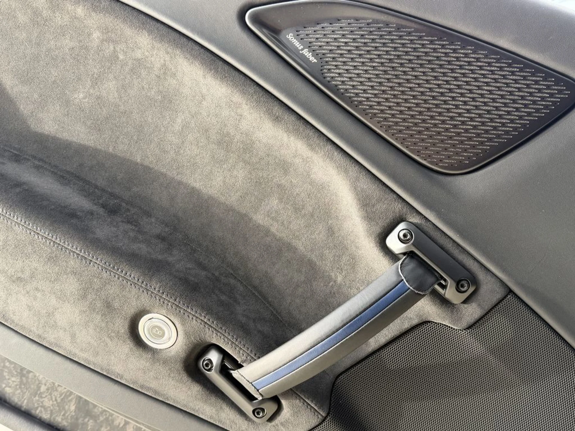 mph011_3067332038_cd4c557a90de42c9adb59beabe3e0b2a_2e626cfa84