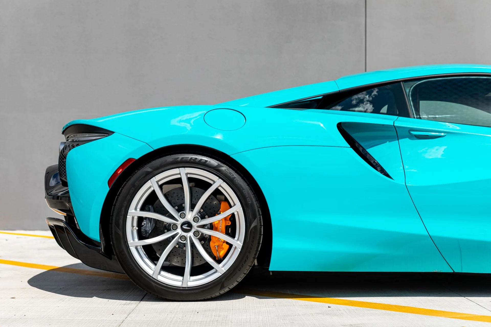 mph011_3068675023_506_p12_l_8cc6beaab6