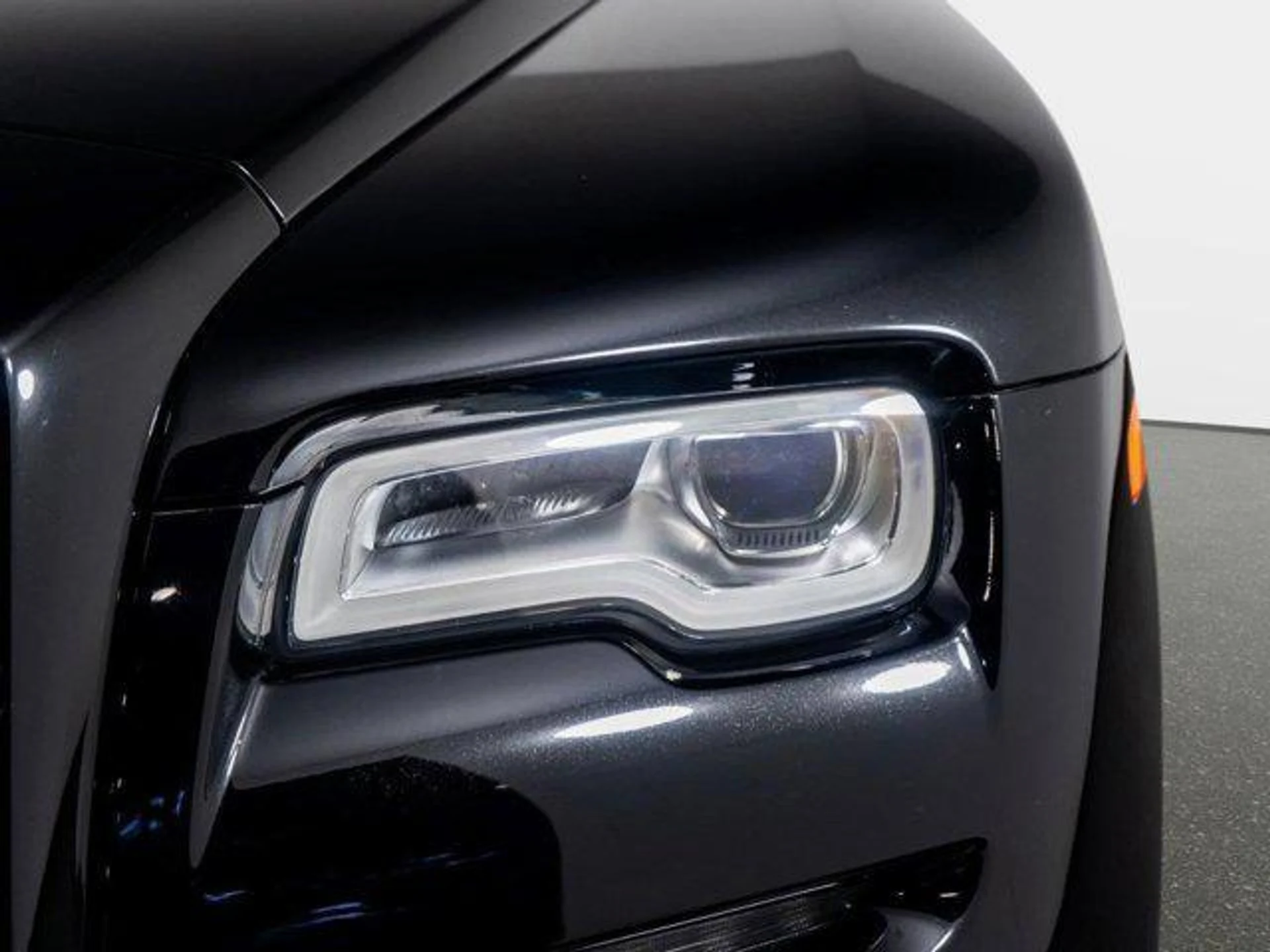 mph011_3069361560_gj_Js_Q20_FF_Qq_W4_UPLDU_Rimckr410_7850ea39be