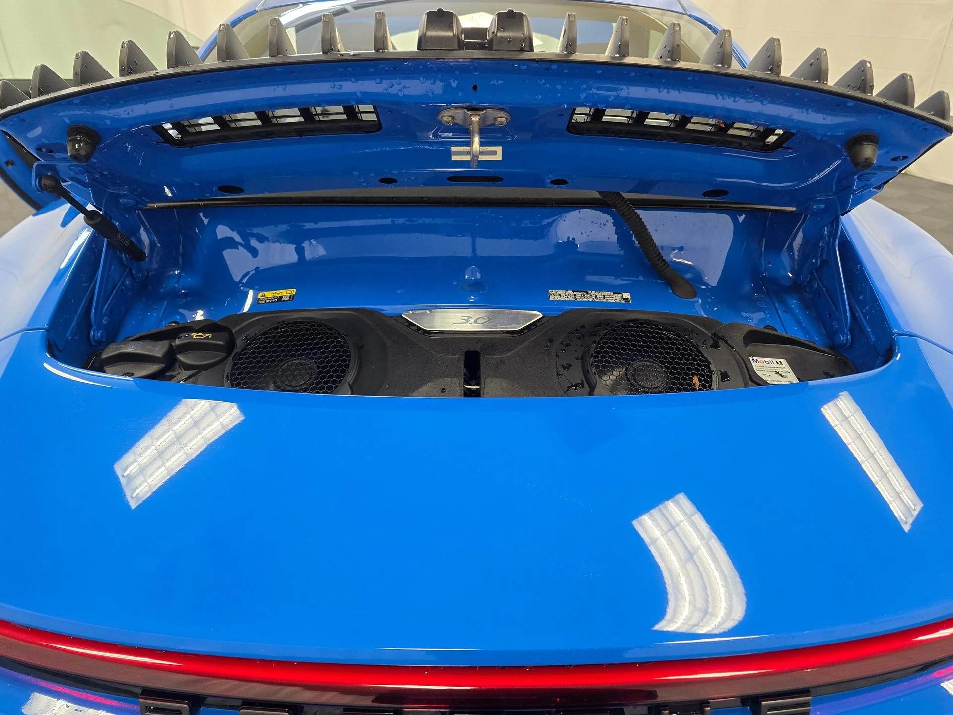 mph011_3075703599_93f947c27257e2abba75e6fe783fe658x_ffd8c745a3