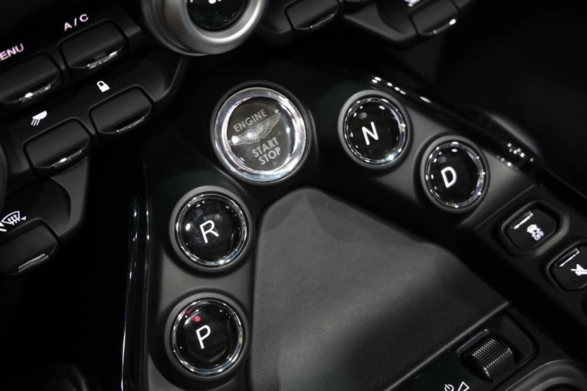 mph011_3076382031_dxhd2ql5zfap914x8fyks5m2uiv9_75801d68d8