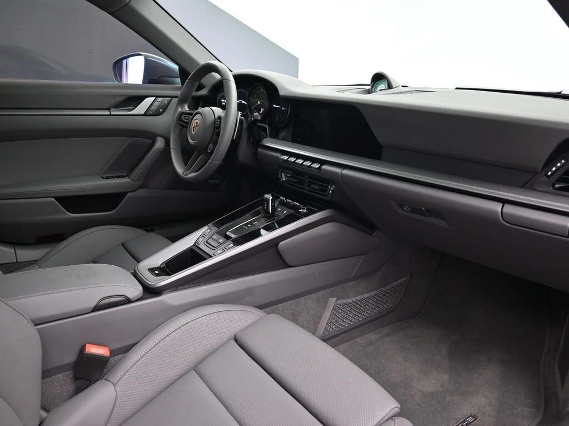 mph011_307692305_6582ae449e2cabef23aa7772b2340136x_d2e09f81b2