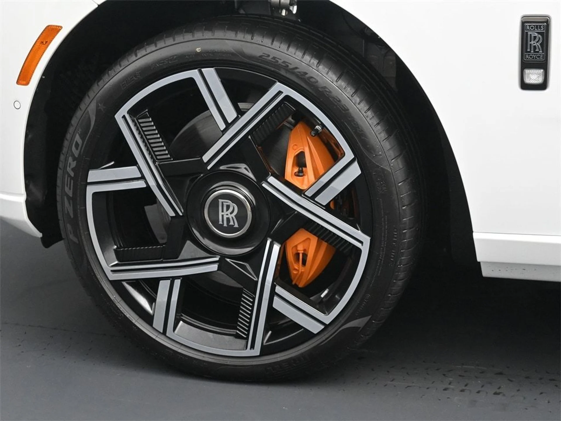 mph011_3077280416_0e6927be6ba3384b869f9f2e0ff936f8x_31ee96e629