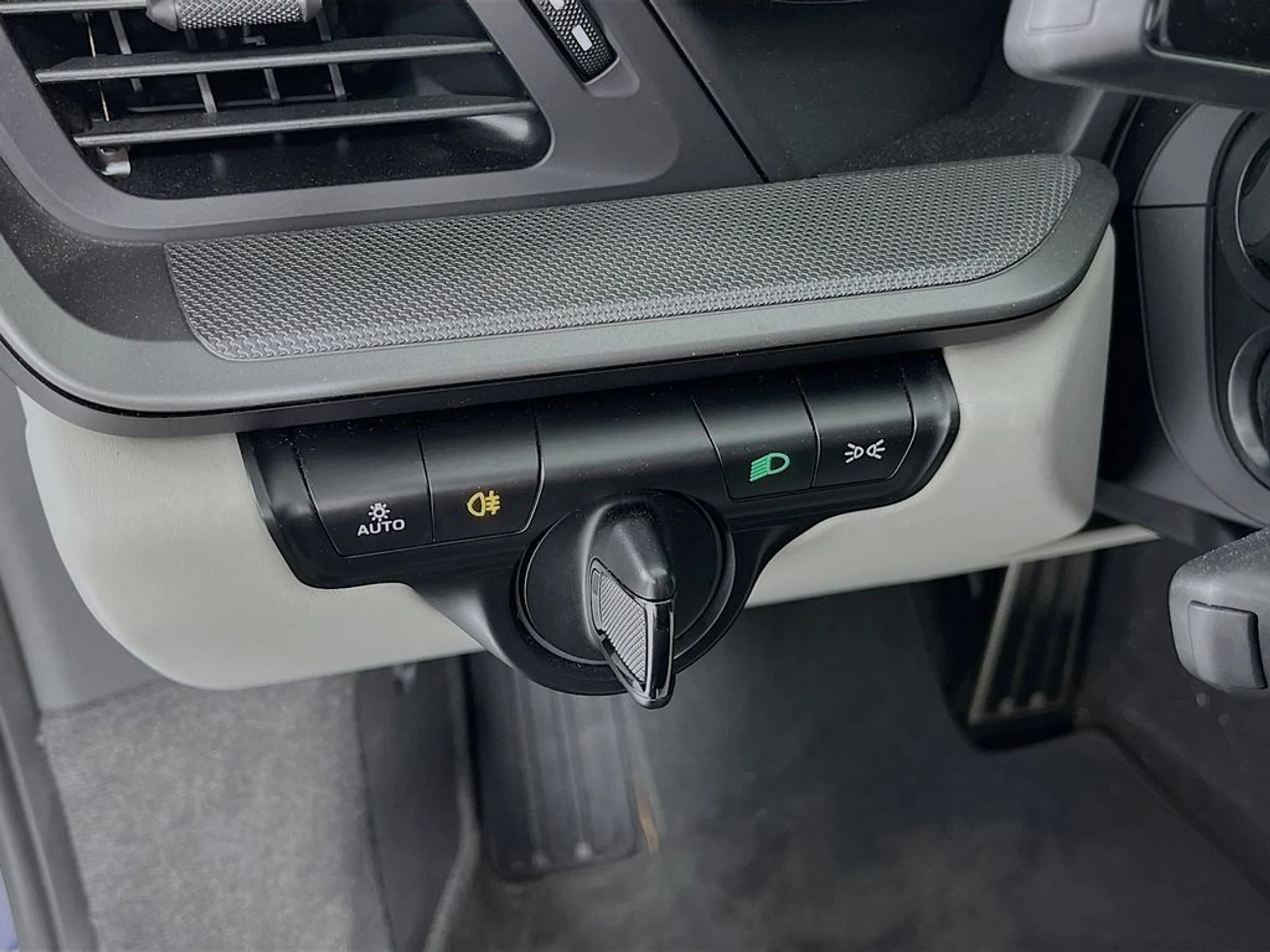 mph011_3089753407_bc2975f5629c9a6202e54e83190410db_f10d599b02