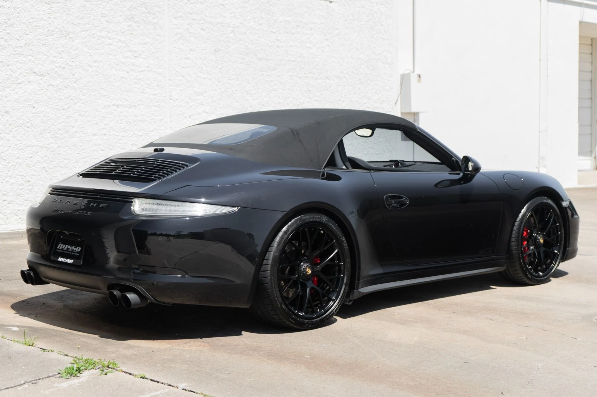 mph011_3091879554_Used_2016_Porsche_911_Carrera_GTS_1779987588_10027704c2