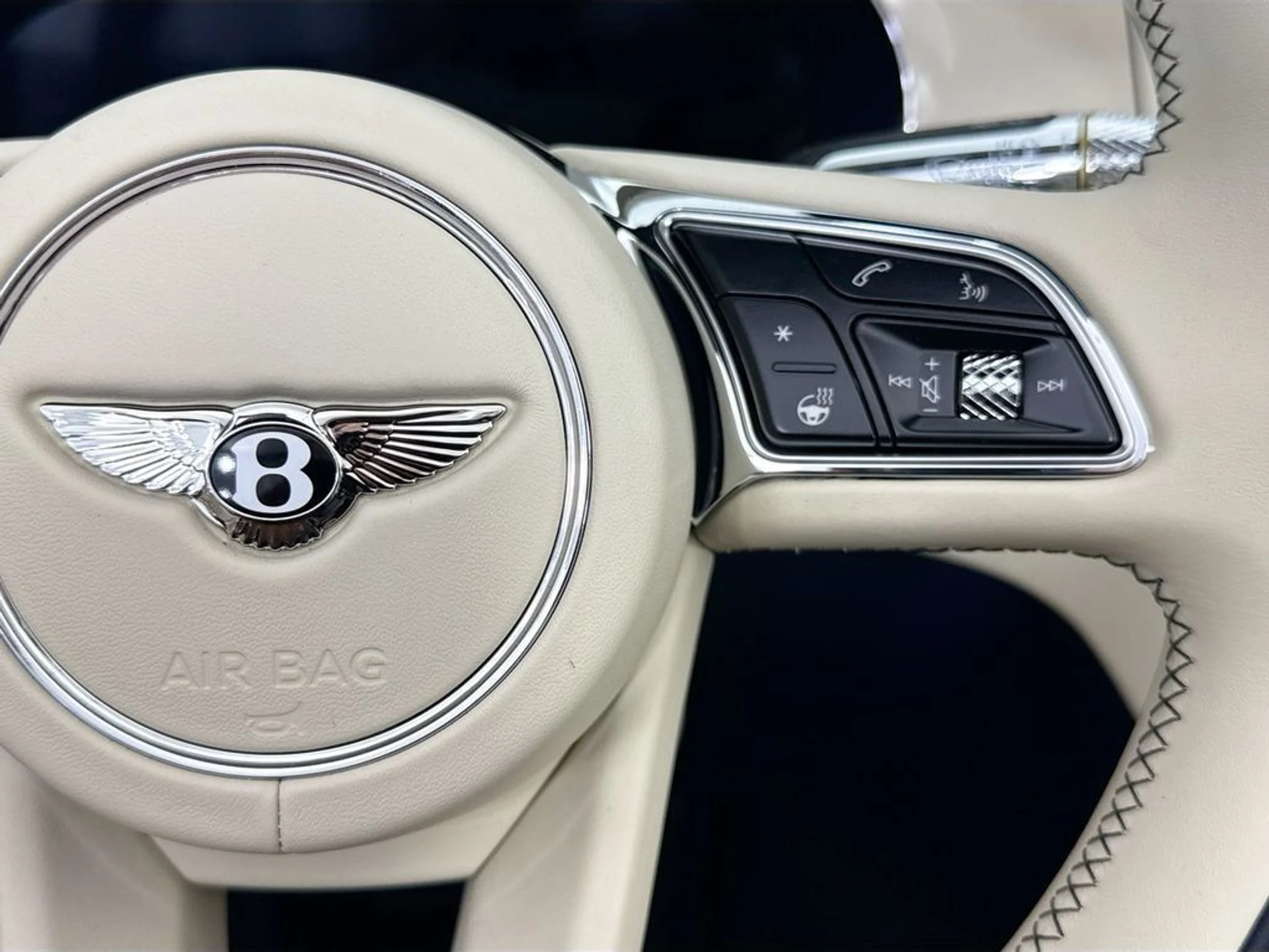 mph011_3096308202_new_2026_bentley_continental_gtc_8119_22995387_12_1024_06d3b9d1d6