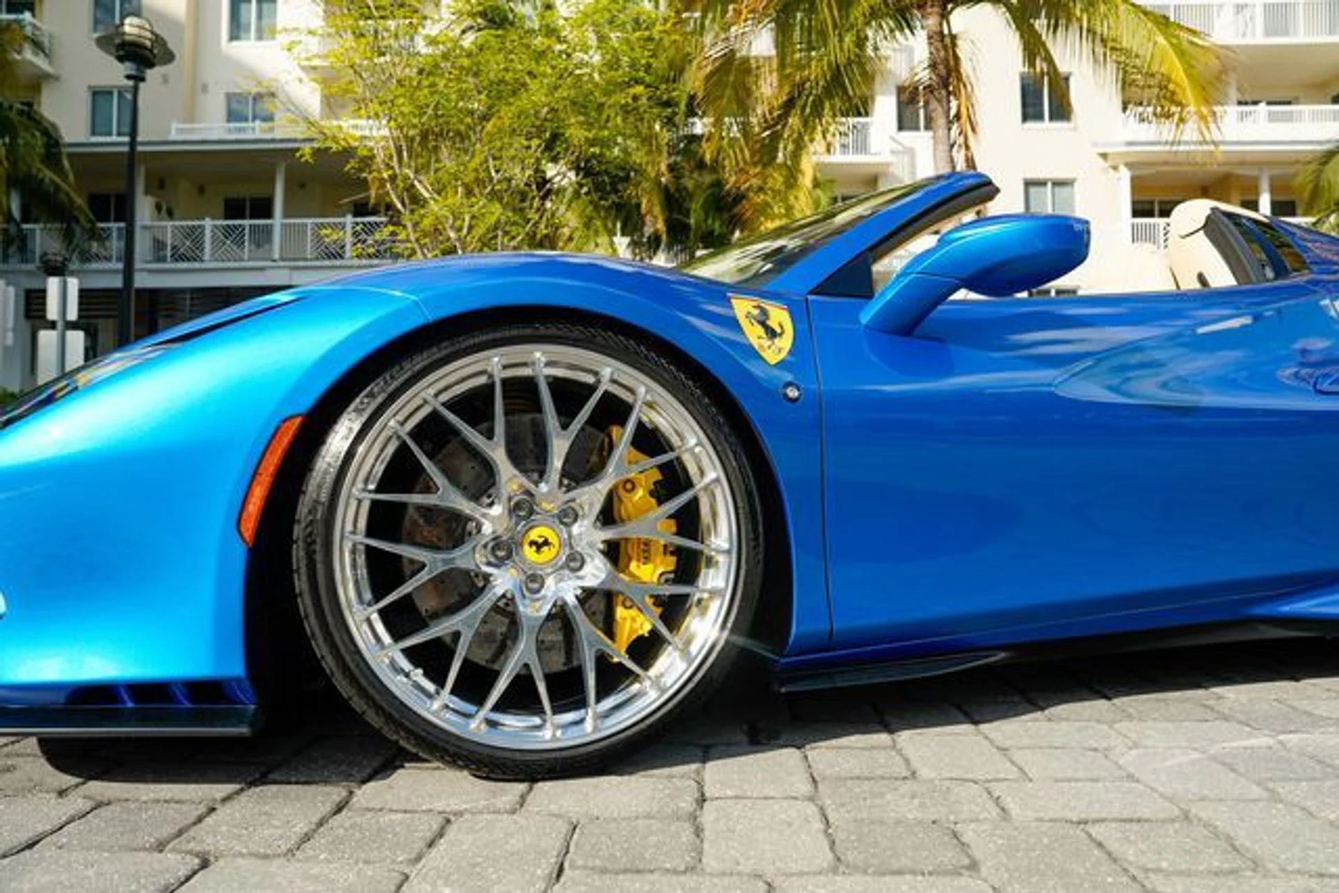 mph011_3107619023_22977757_12_716933cddf