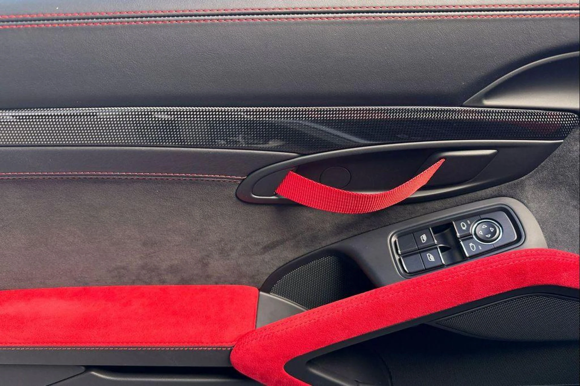 mph011_3113107529_GK_3_UJPO_Jms_Mx_DBI_Etxg3g_B_Hfx9_Y_2982471393