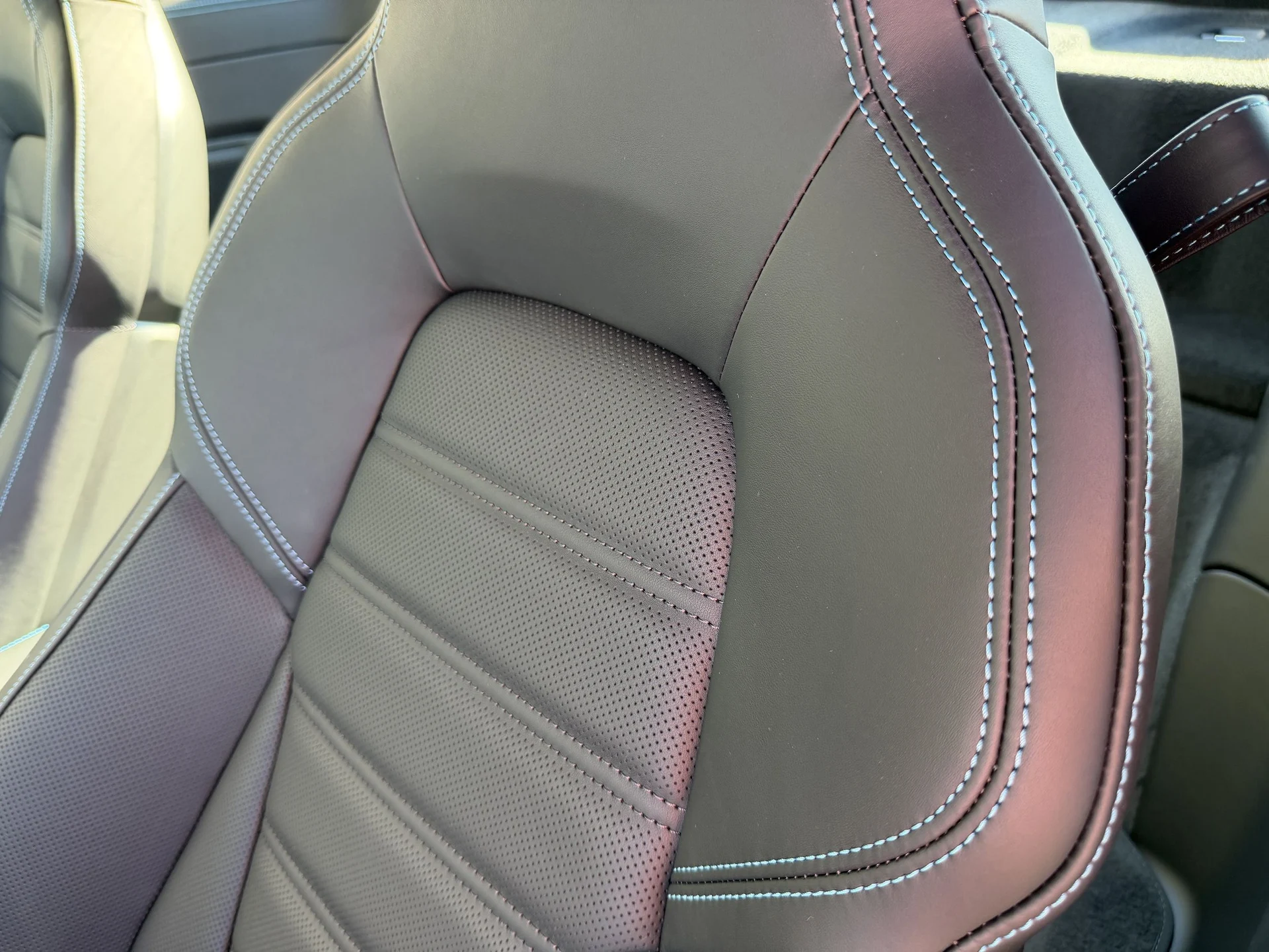 mph011_3113576948_b3e1740e6ae8a99c7ce97bdf656568a6x_4e09a416a3