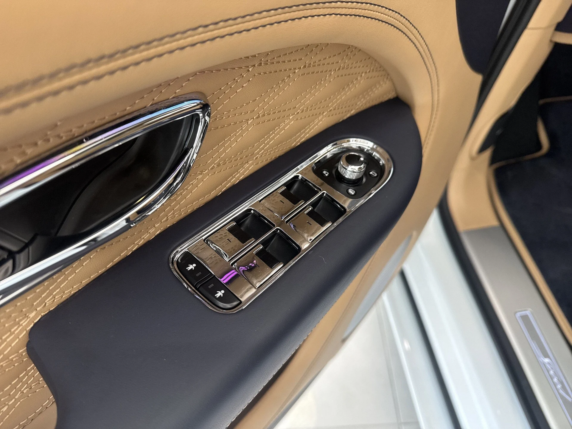 mph011_3119896333_b2870d97aacafb8267053119d16da5aex_3fa7f0dab6