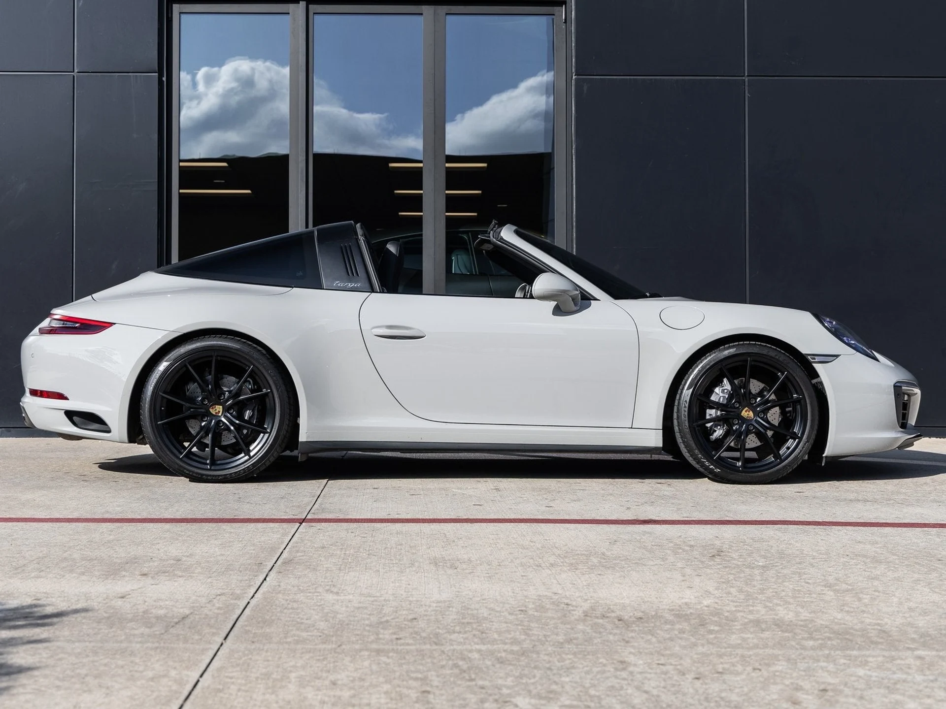 mph011_3127523220_12_c37f40e75c