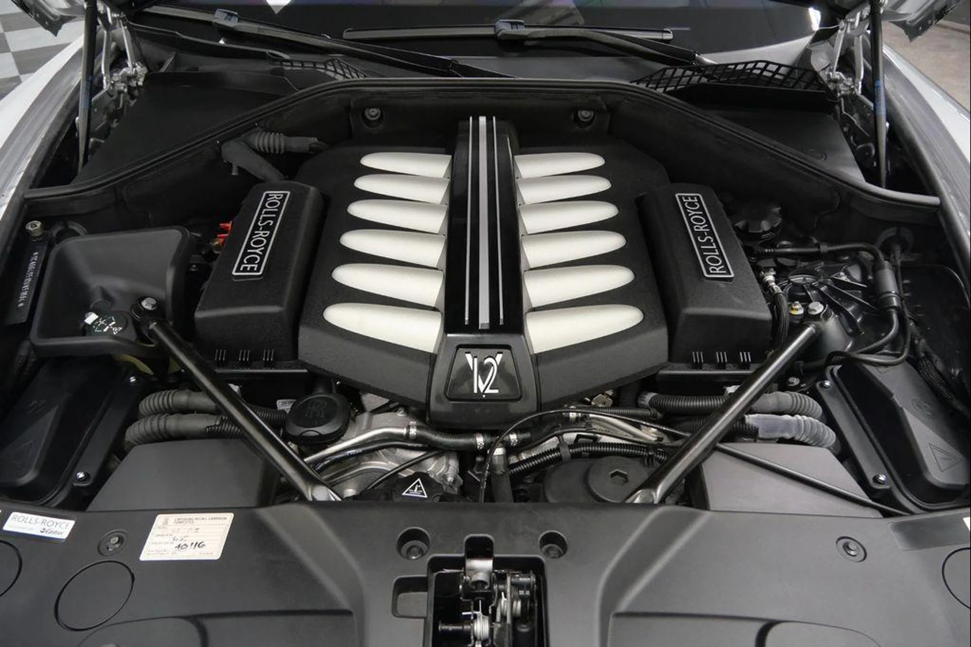 mph011_3138853487_S_Xy_V2_n_JUXBS_1_5_Imw_QE_Qe_D0bb_Y_9541c136f8