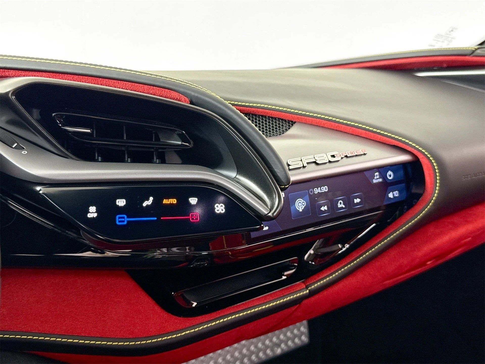 mph011_314855460_4fd9f4777c26ae131aca3800b6e74202_8bc9309611