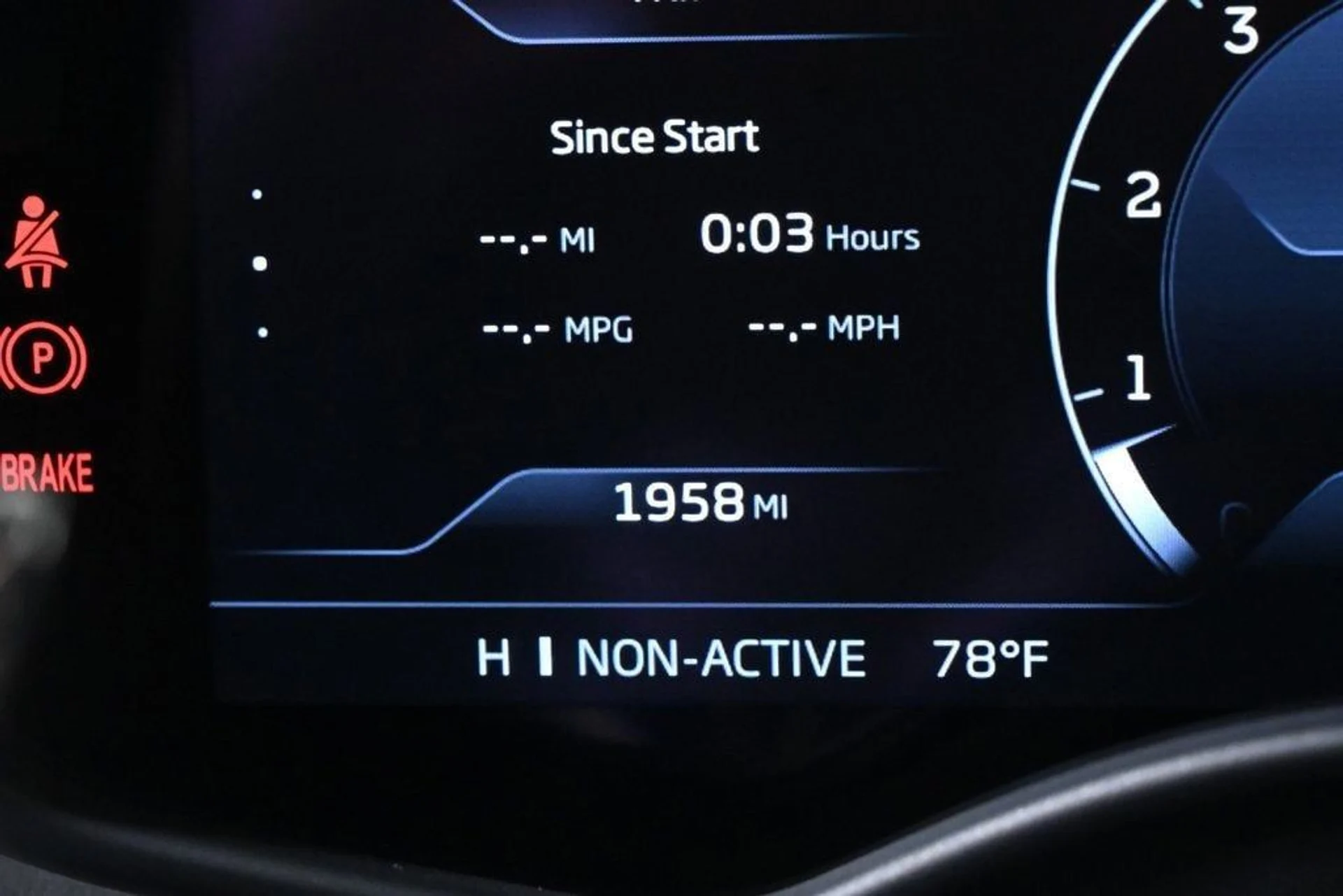 mph011_3166460047_456bc85695c248f68b3d0124b657b698_d2afed6671