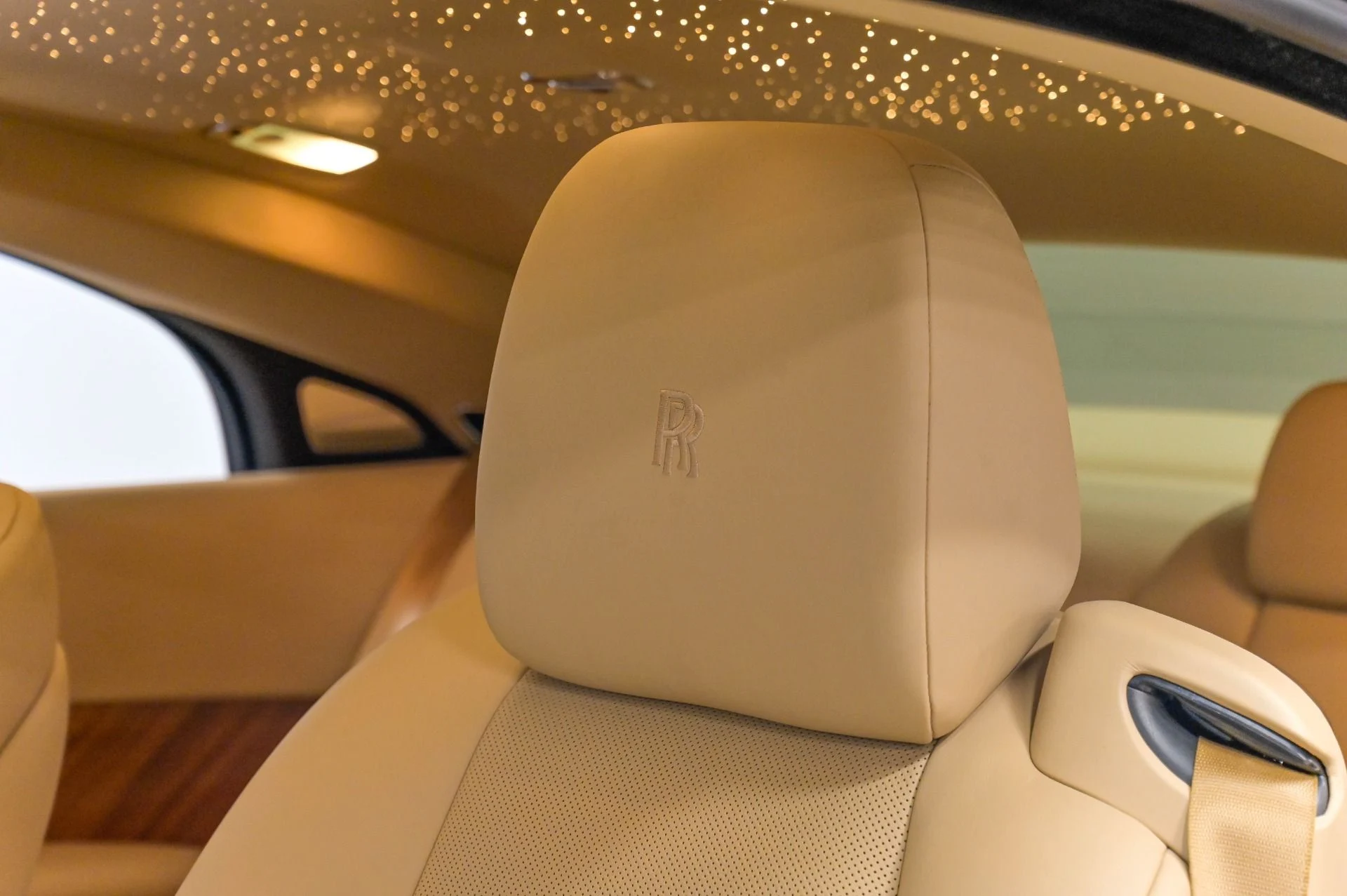 mph011_3168338882_Used_2014_Rolls_Royce_Wraith_1783020984_d1e931f43f