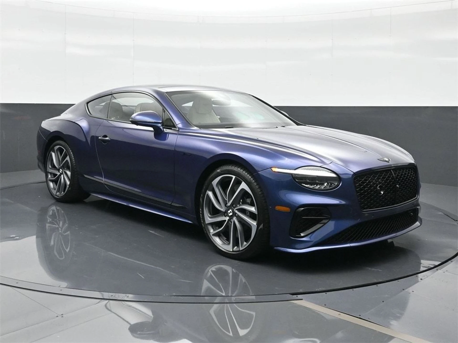 mph011_316896404_d63d50d1ced65d40136e274f7ba8da9bx_88596c149c