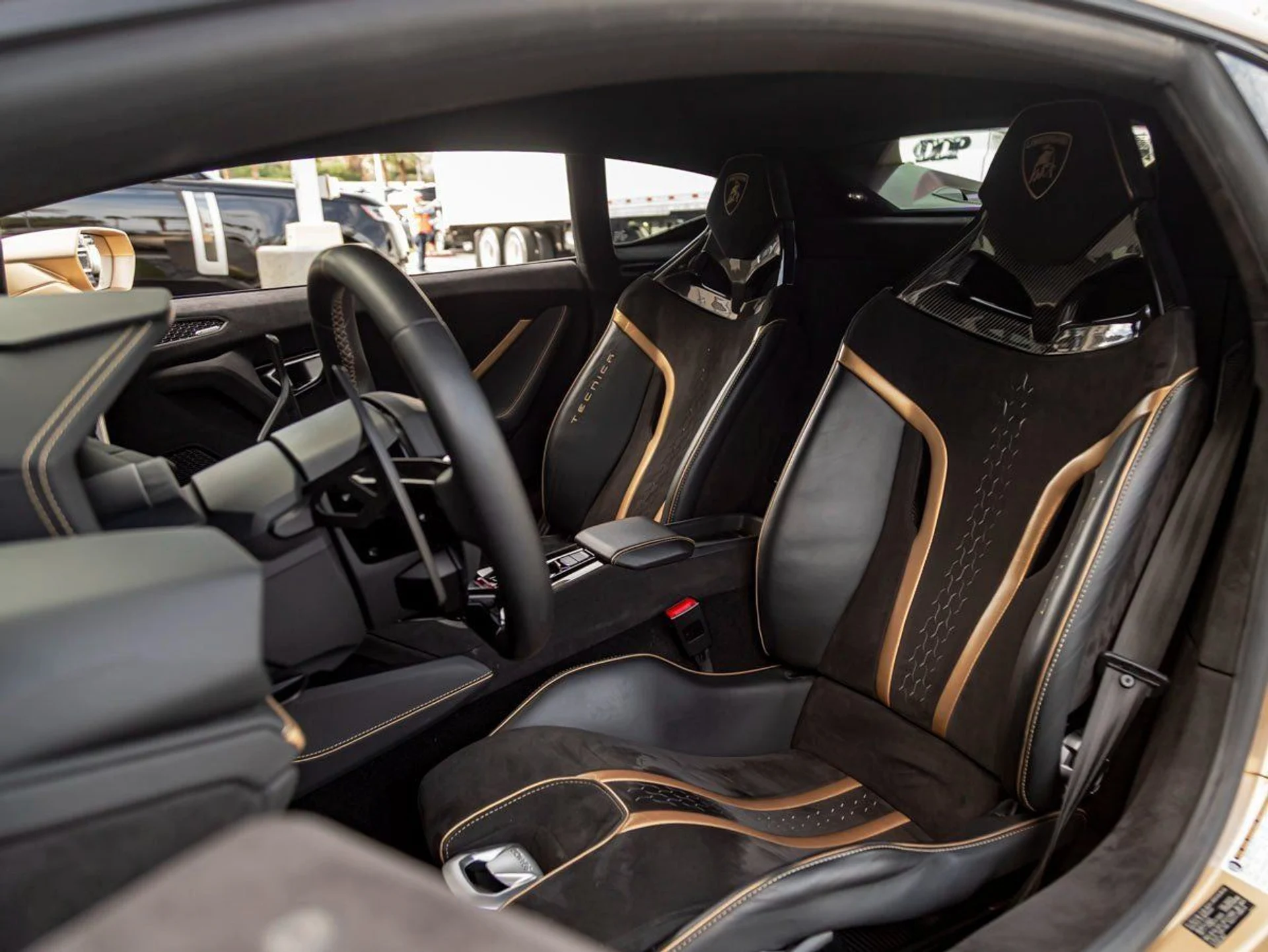 mph011_3169152690_12_ef512a3166