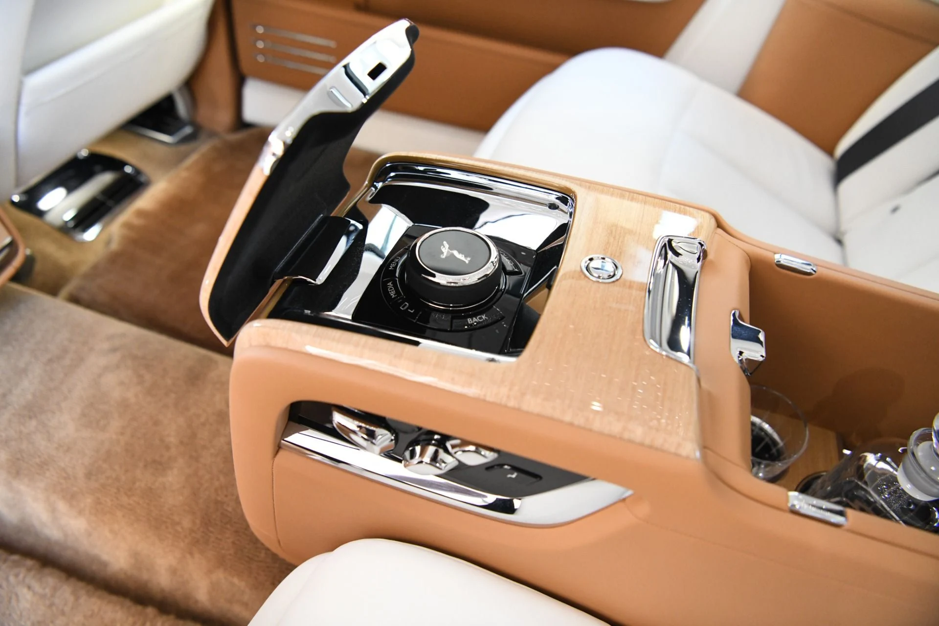 mph011_316964414_10708_p13_l_a229b0c6dc