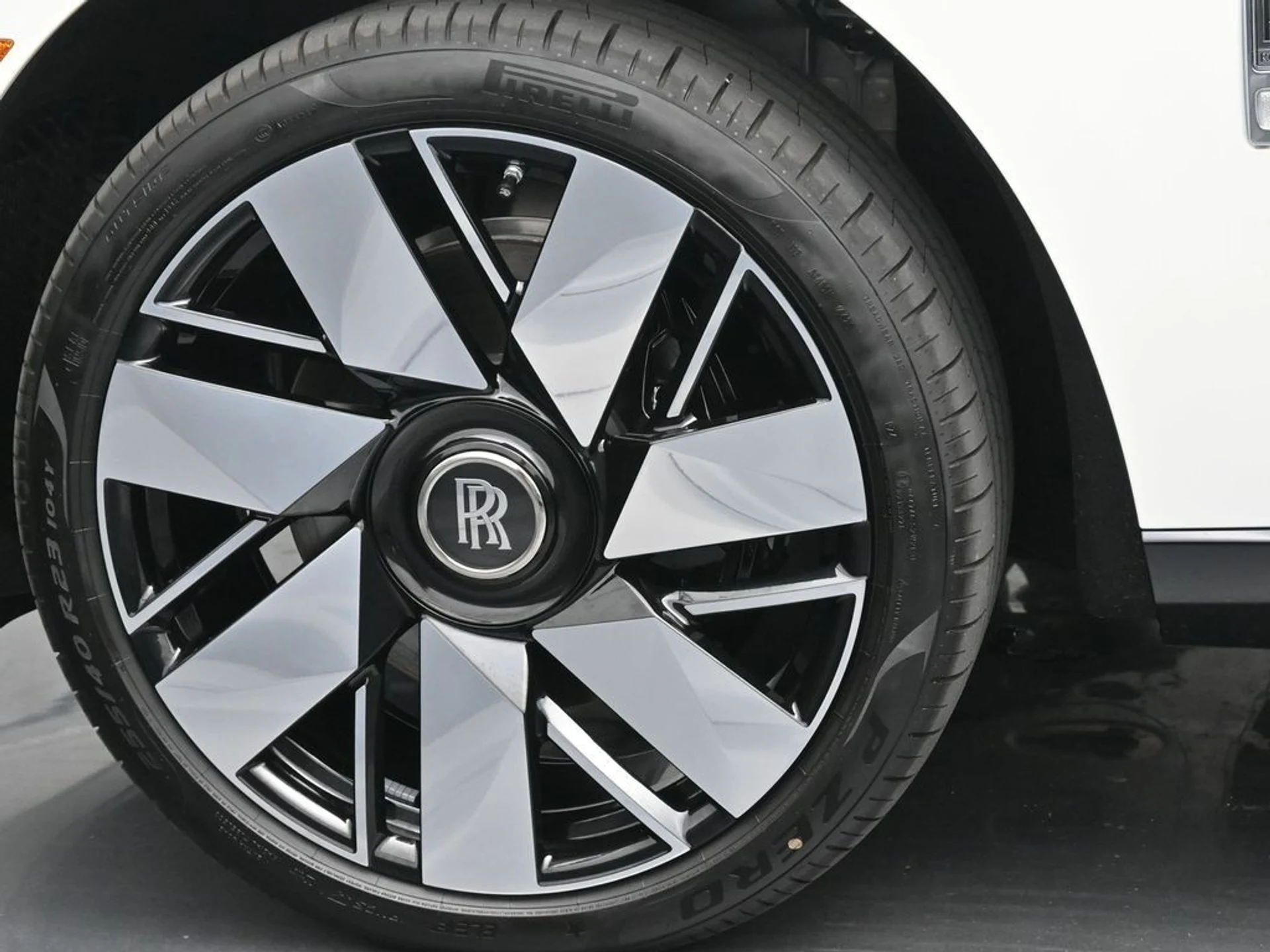 mph011_317045746_572ed2b1f42262c73ae127ec1900a3d0x_d9330cf417