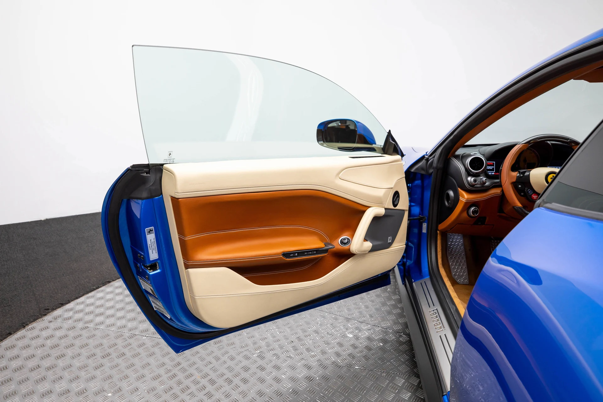 mph011_3171658996_453742fbaabf4363994a7d000b059bac_95ccd8252e