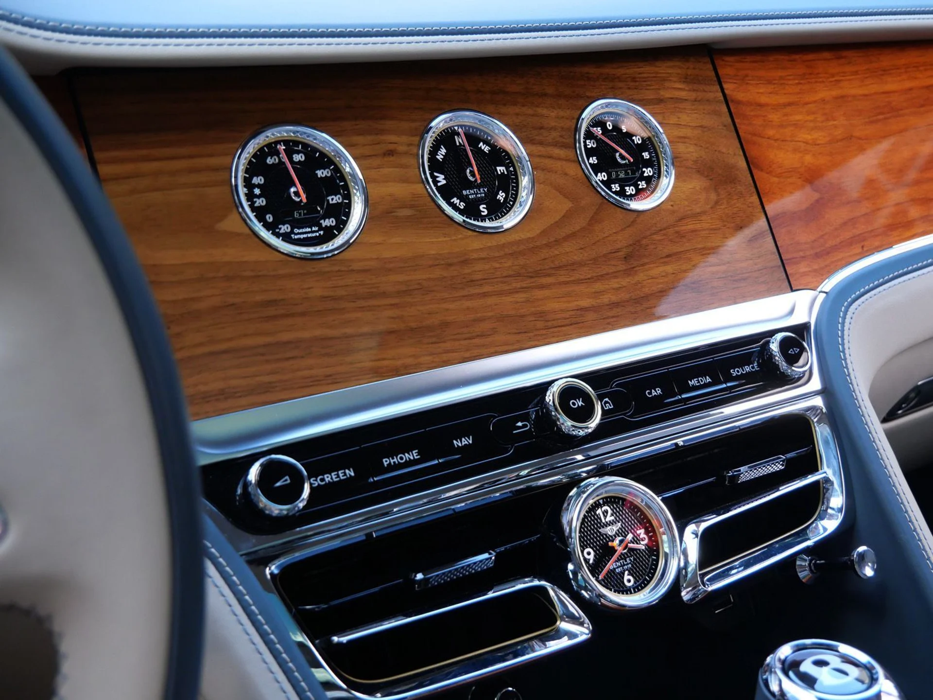 mph011_3174216755_ddaa6311b3c0845e440333c88cae6476x_1e83132e91