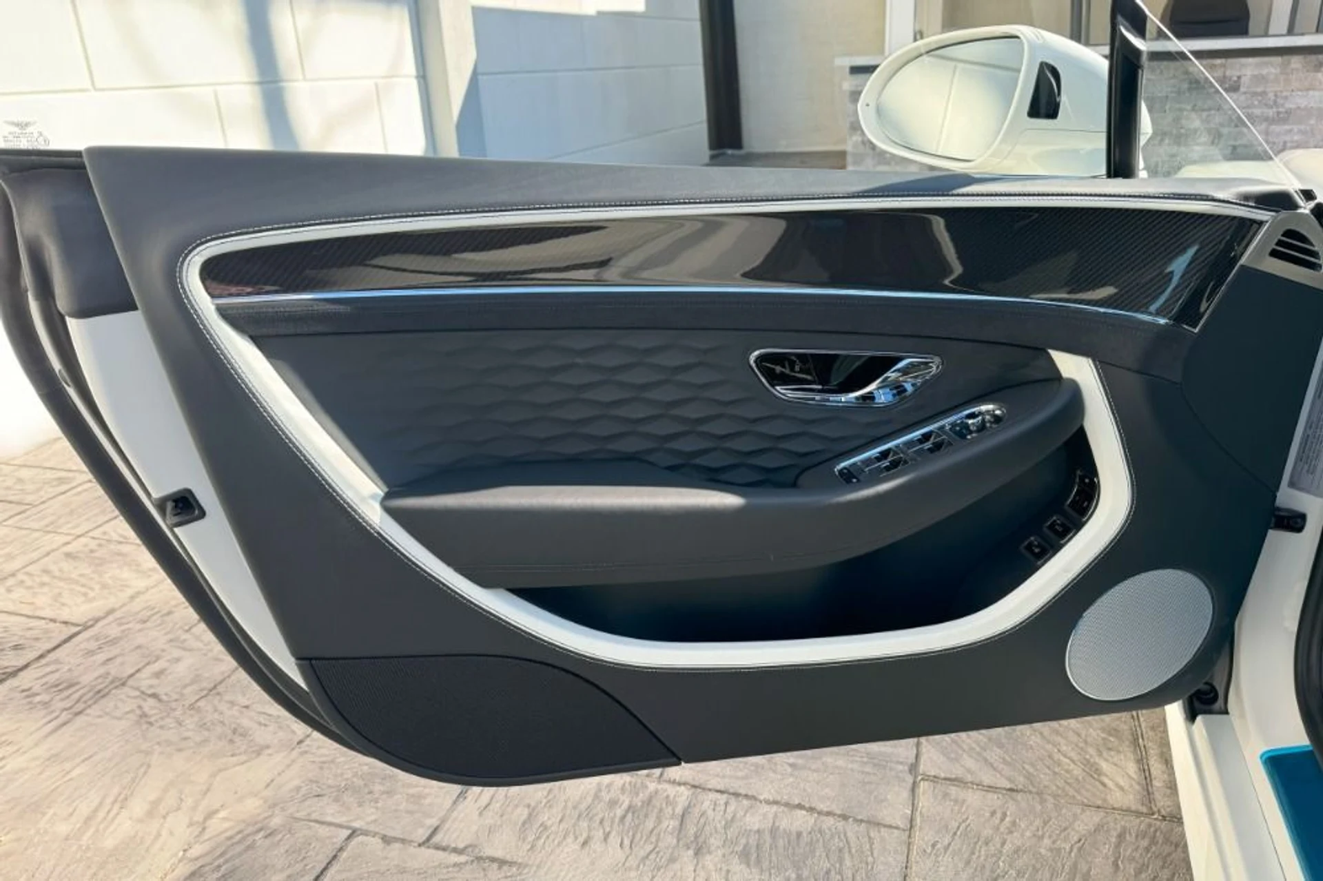 mph011_3174423307_Used_2025_Bentley_Continental_GT_Speed_1775062902_5f0604e042