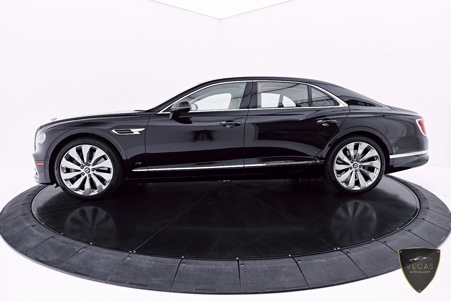 mph011_3174901639_Used_2022_Bentley_Flying_Spur_V8_1782495046_9ea5d8d171