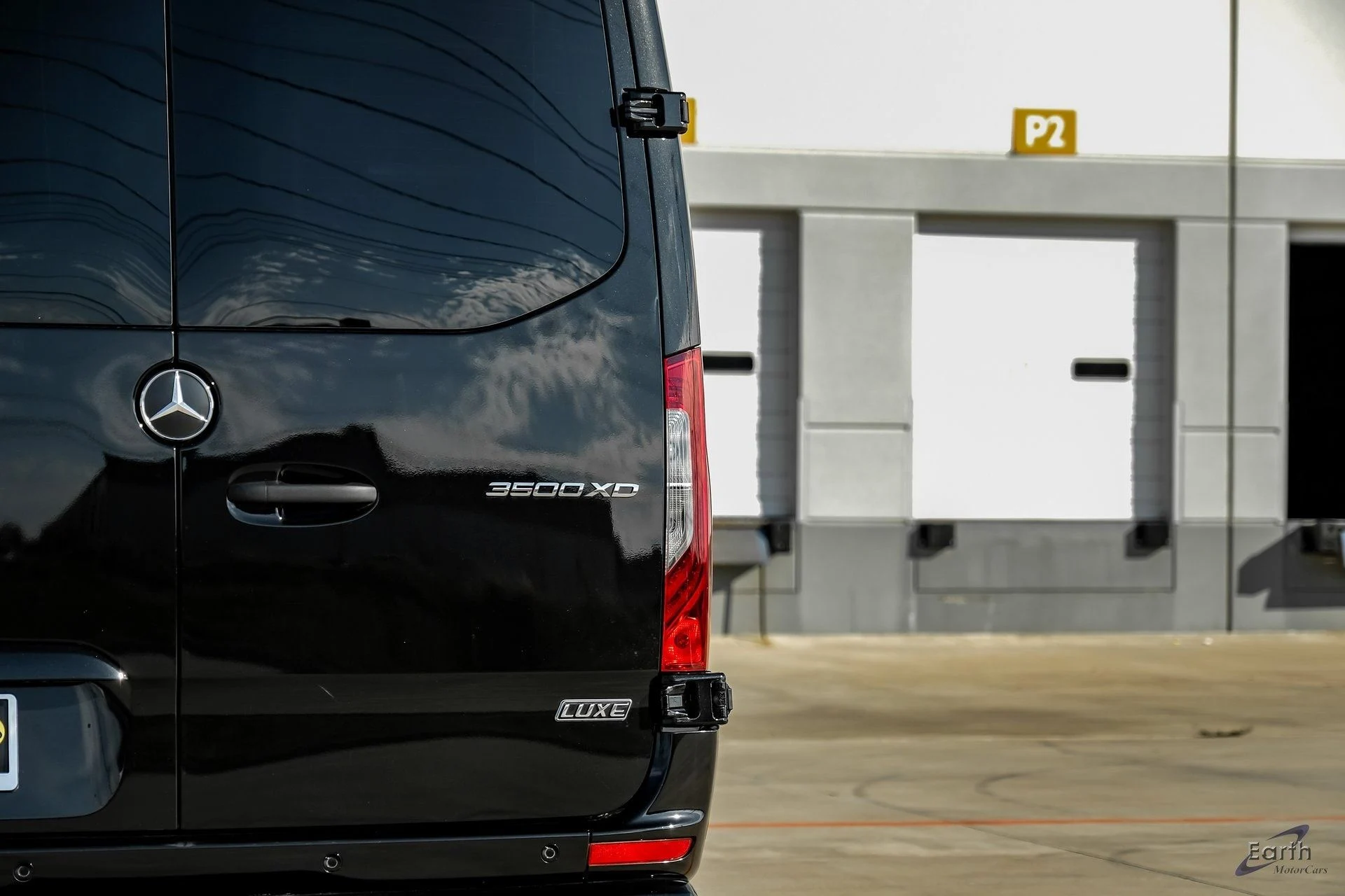 mph011_3175631426_40891f51bfc4944b21bf5eb4deabe4d2x_920a2b8a89