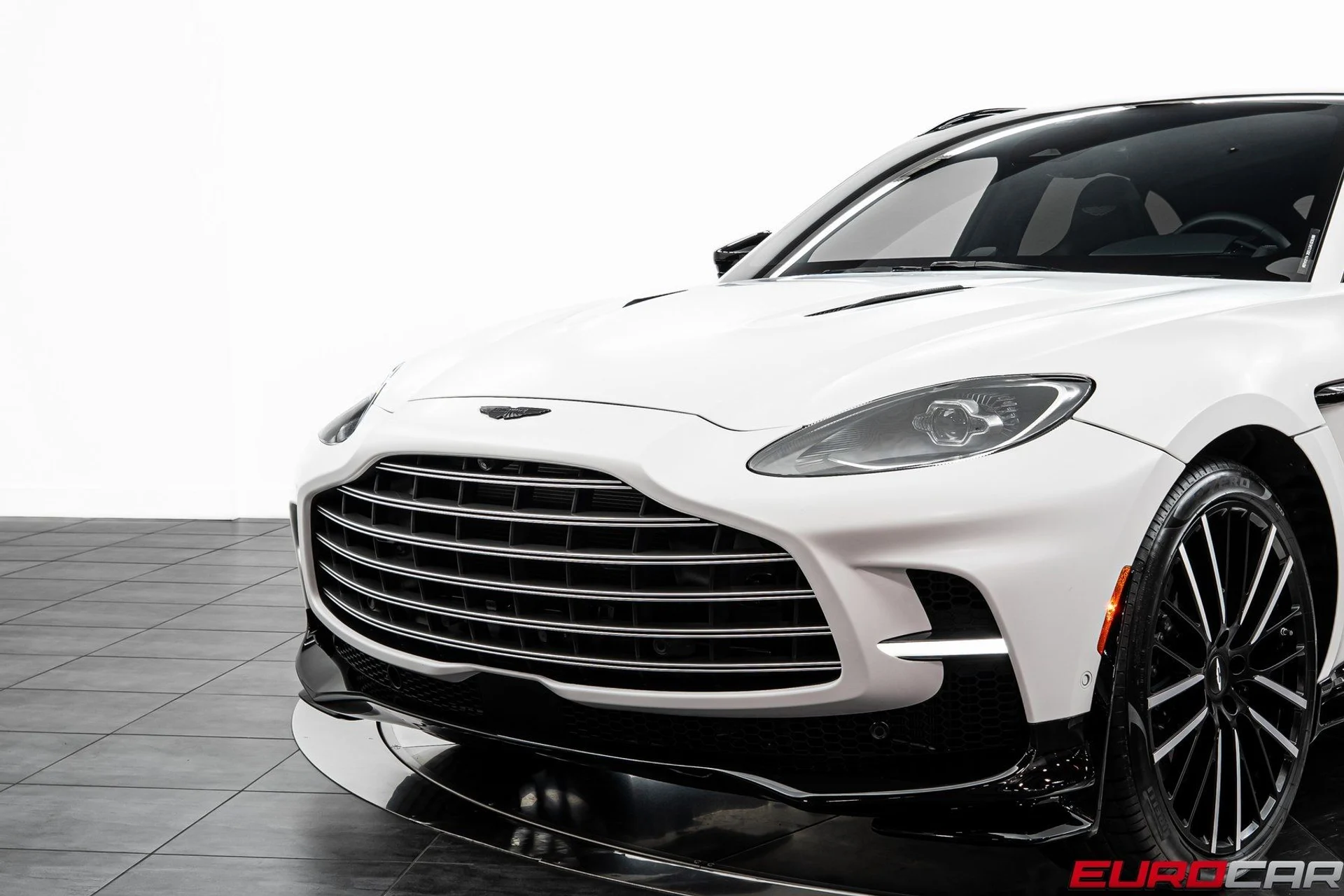 mph011_3176009353_image_12_c5318b3a2b