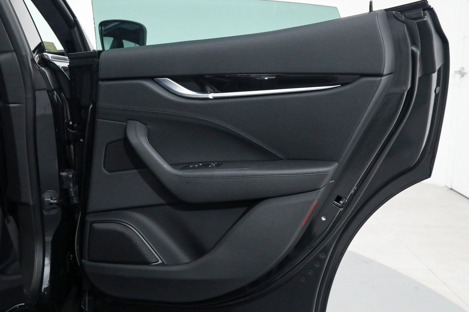 mph011_3176284921_05e7a32c2e3ed5e8e7d6e247e4b6ab64_31fbcd3470