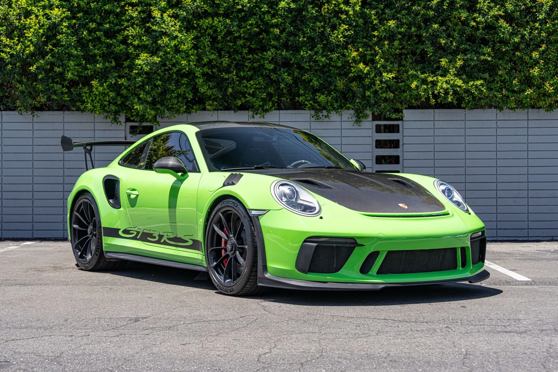 mph011_3179844042_Used_2019_Porsche_911_GT_3_RS_1754072810_3fbf6e09dd