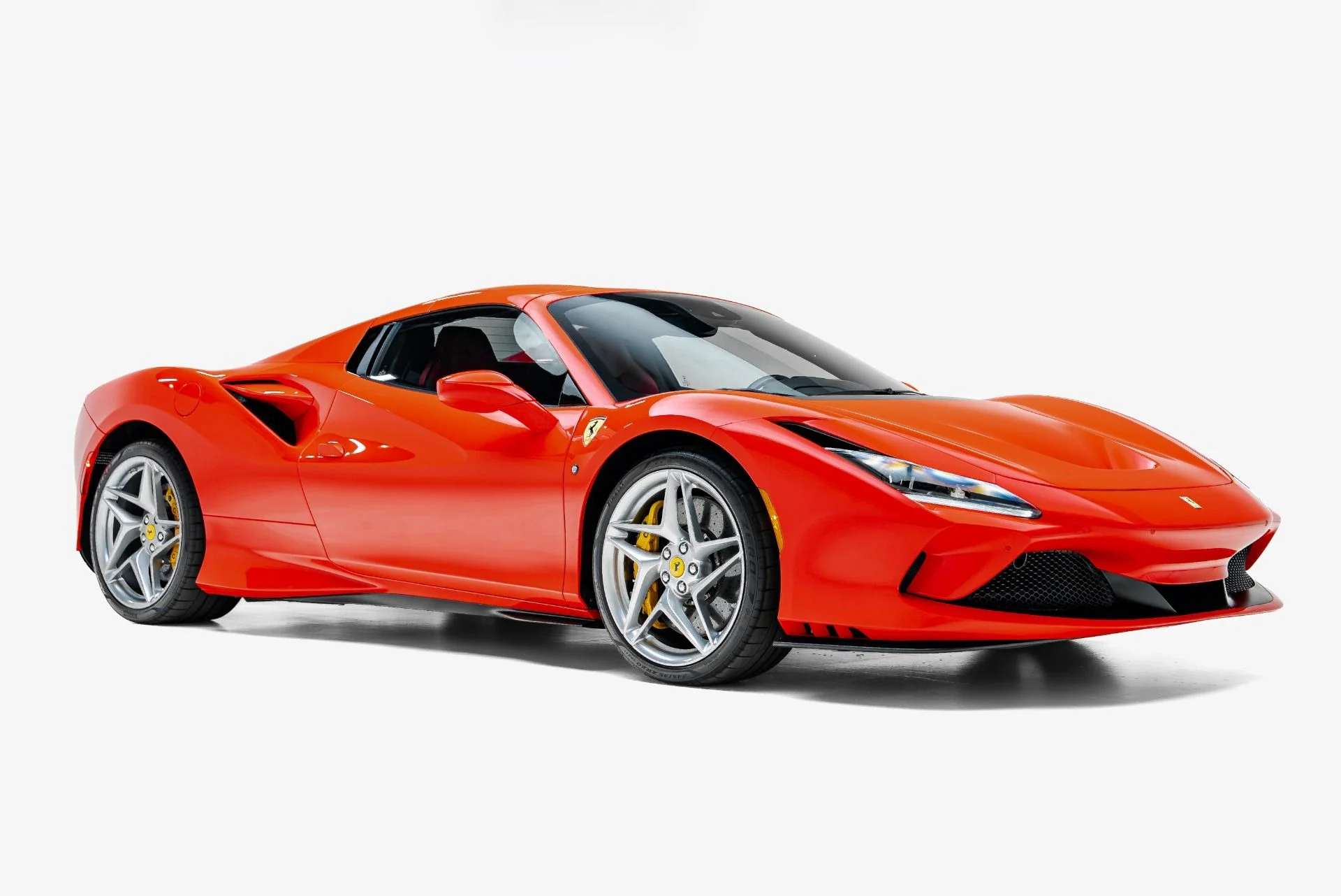 mph011_3180223258_Used_2022_Ferrari_F8_Spider_1788281653_f2cb6a1dbf
