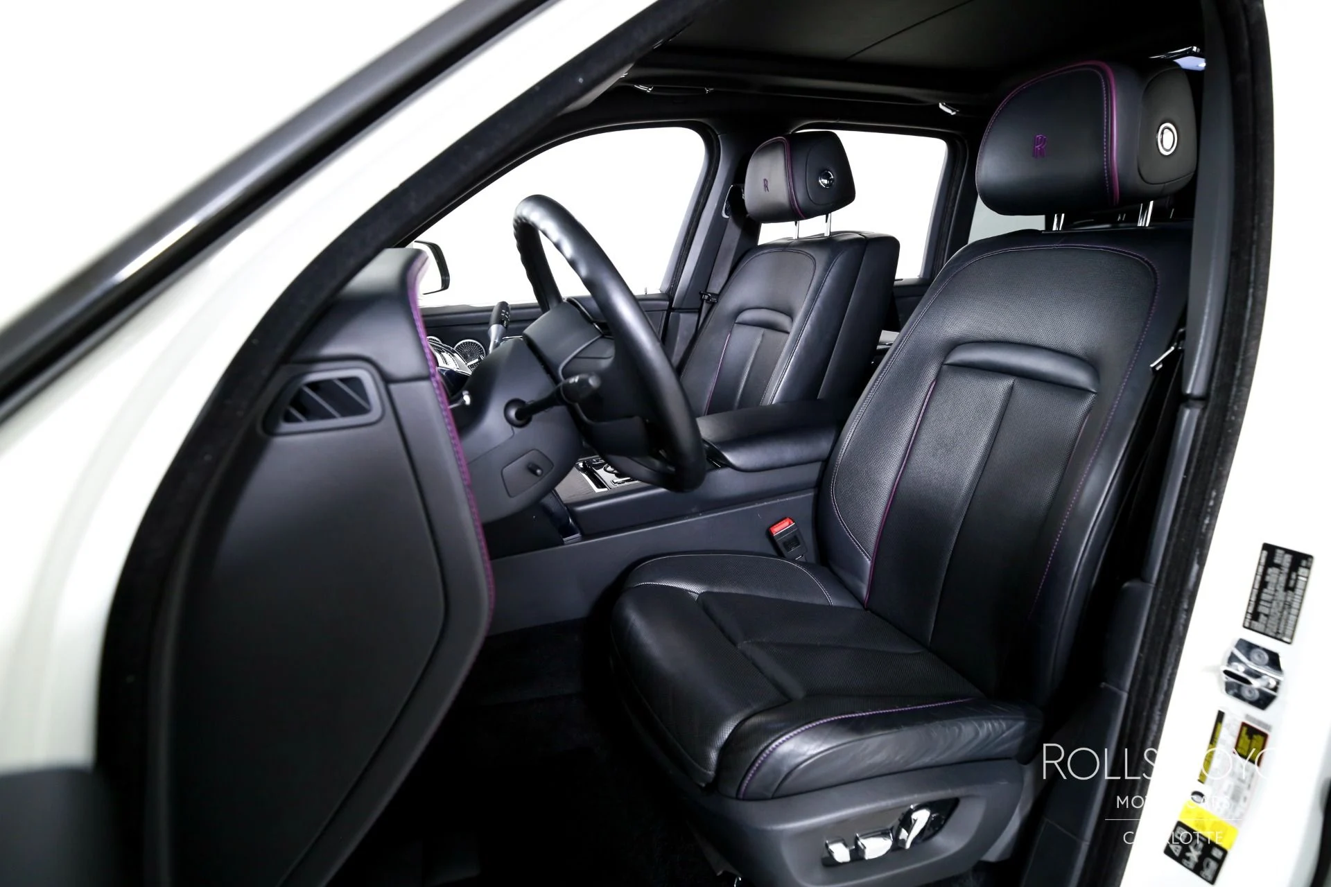 mph011_3190658881_Used_2019_Rolls_Royce_Cullinan_1771361502_9e4c082285