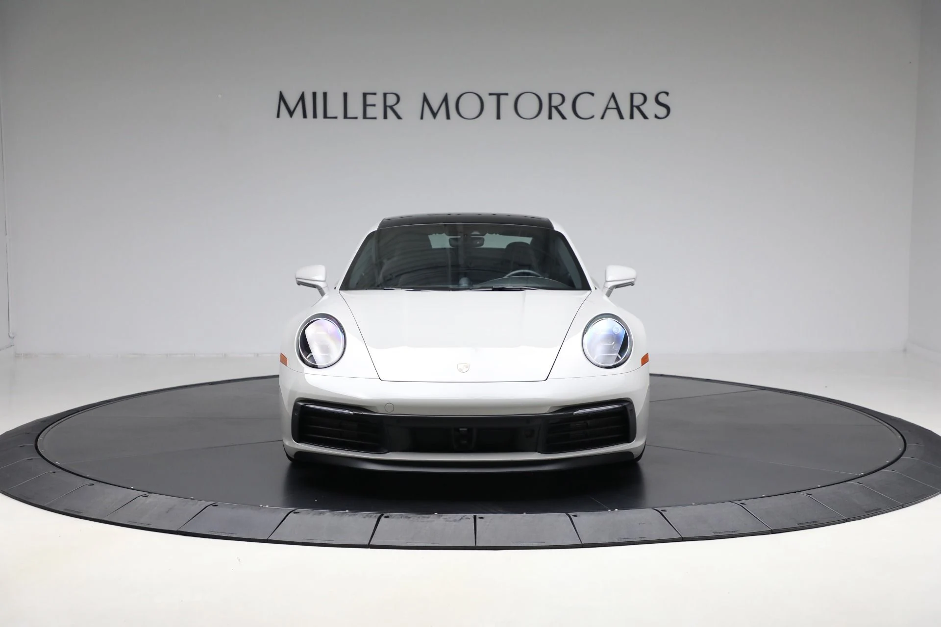 mph011_3193291355_Used_2021_Porsche_911_Carrera_S_1760990631_a90f98eb5c