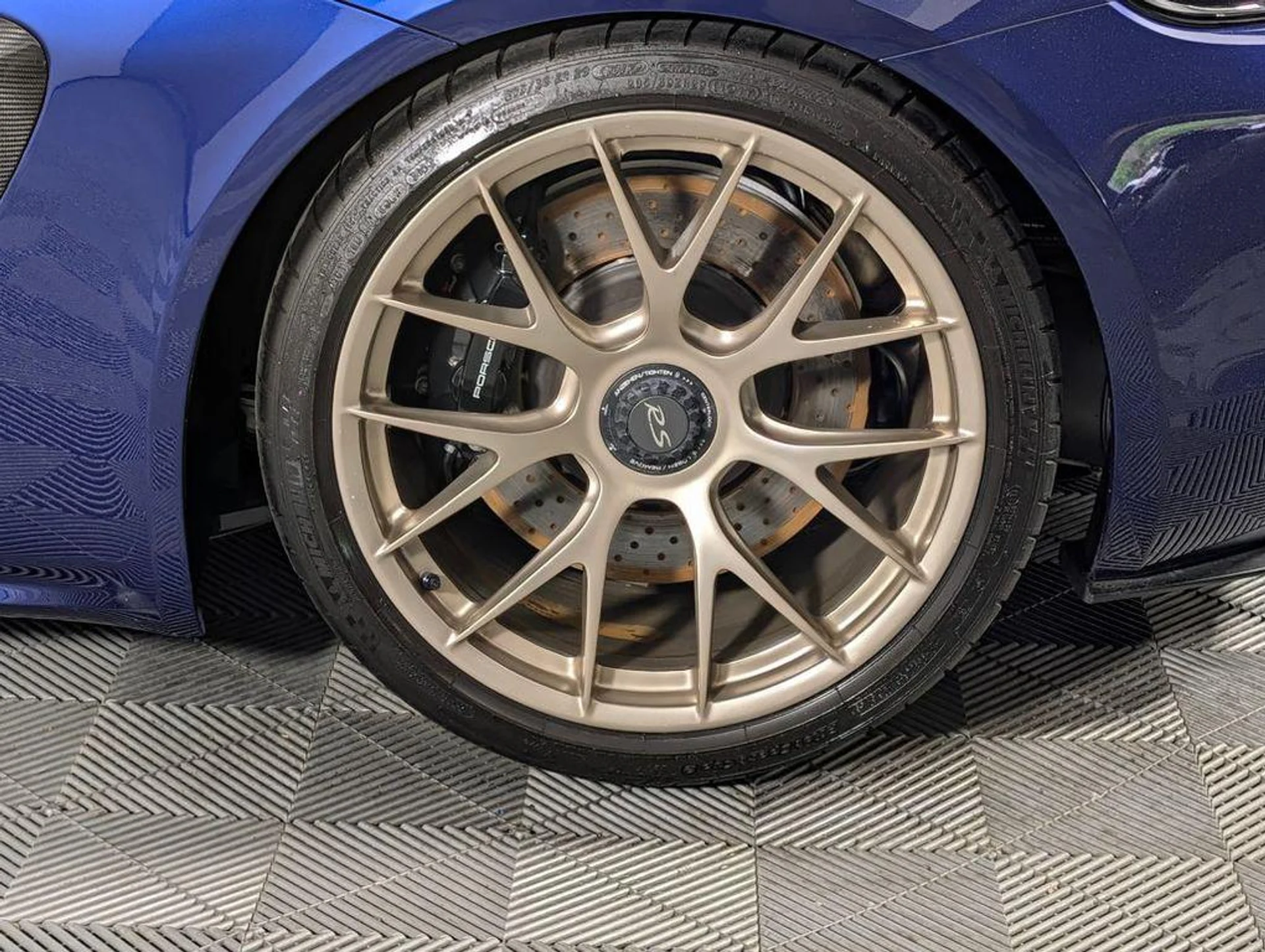 mph011_3198367859_0_Bqy_Z_Adfv_N_Kx3_H_Swx6uii_Fvj_4_71a7b2fc44