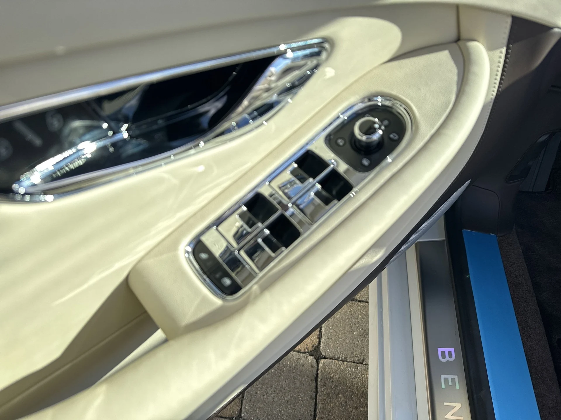 mph011_3199913585_2f6a7cf4c874201a9aa9f5da7601e733x_e60e4fda1f