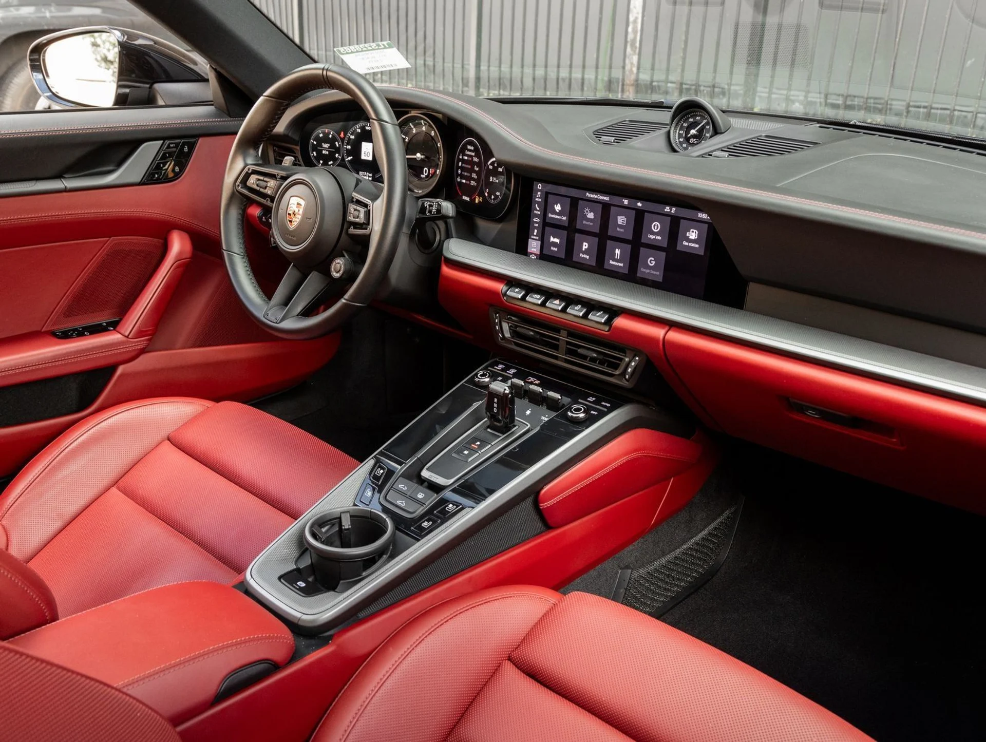 mph011_32005921_12_618118f941