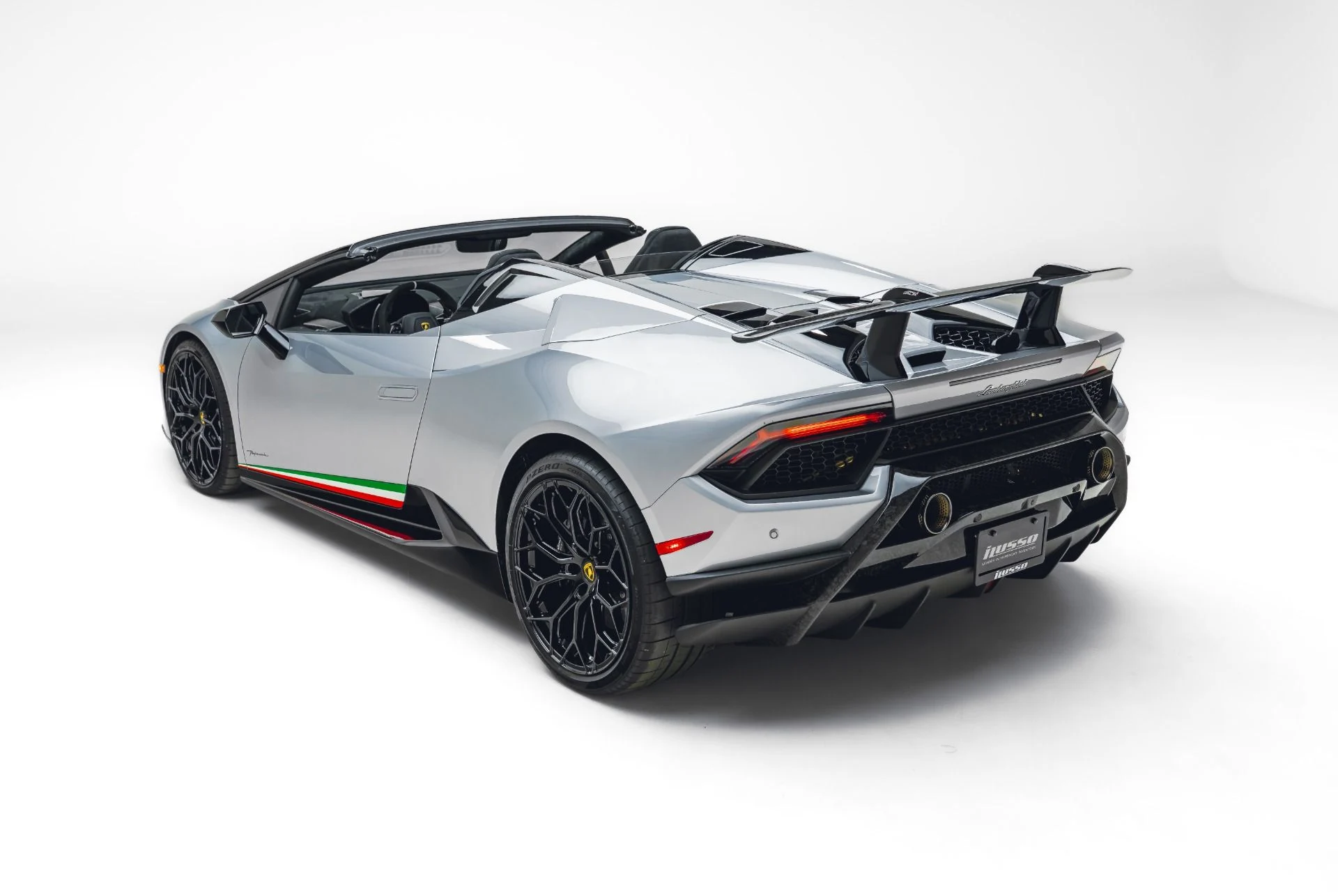 mph011_3204387514_Used_2019_Lamborghini_Huracan_LP_640_4_Performante_Spyder_1781799633_31ea1a013e