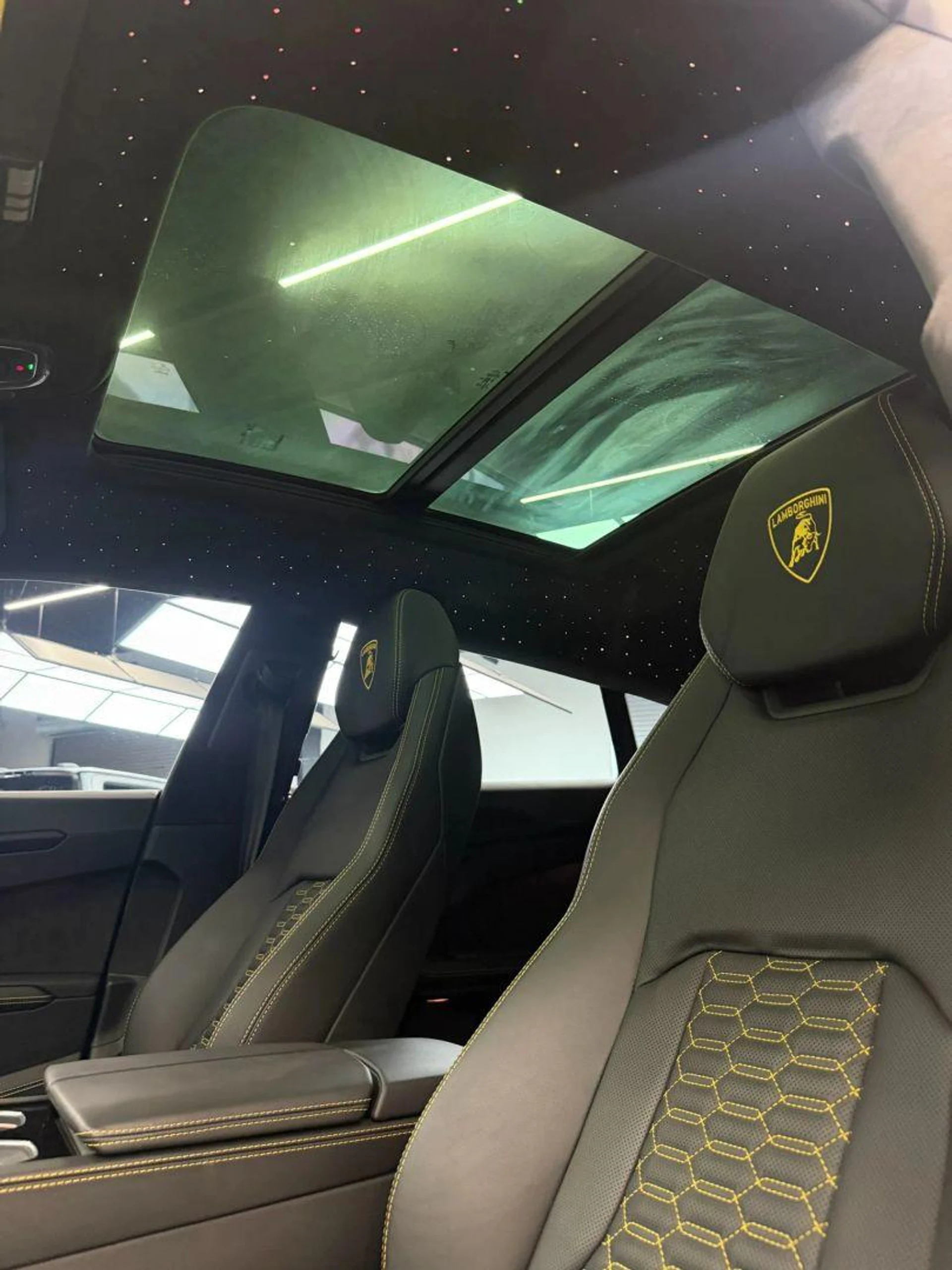 mph011_3205452973_Used_2022_Lamborghini_Urus_Sport_Utility_4_D_1784762916_442753048e