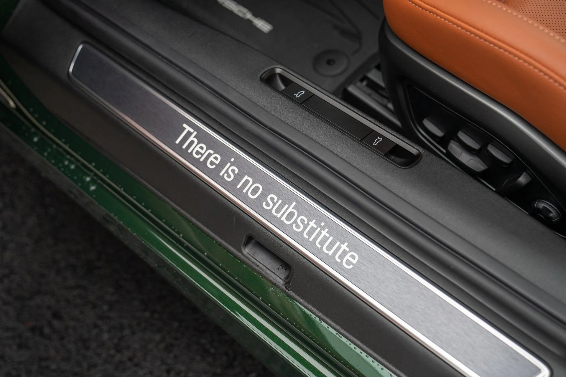 mph011_3205911926_163d5cff676c28320379e1365d2c0637x_057202236e