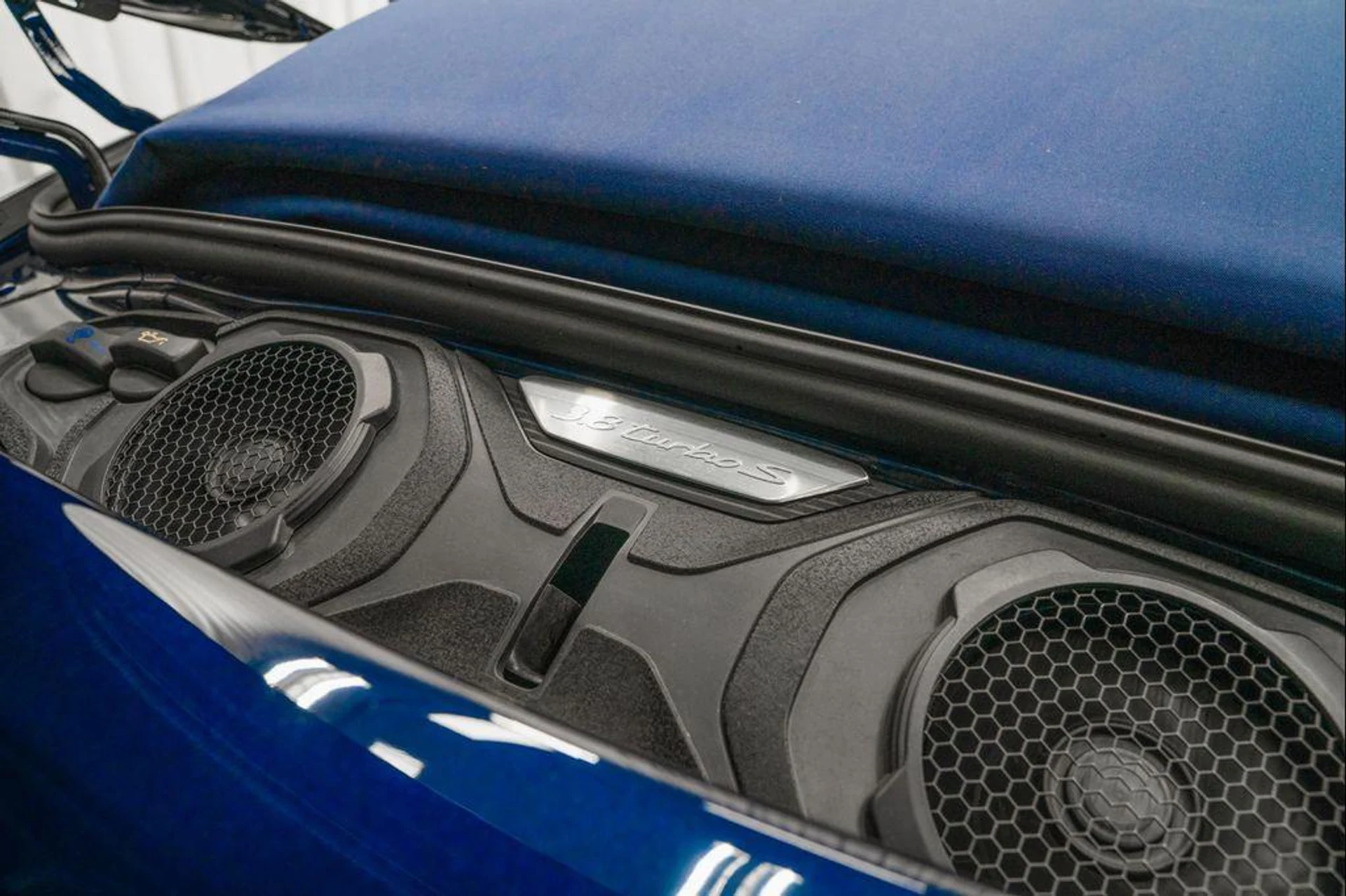 mph011_3213780602_gb9u_P_Br_Rk_A47h_E_Pj_Y56_XL_Jl_TPBU_2d8b31b22d