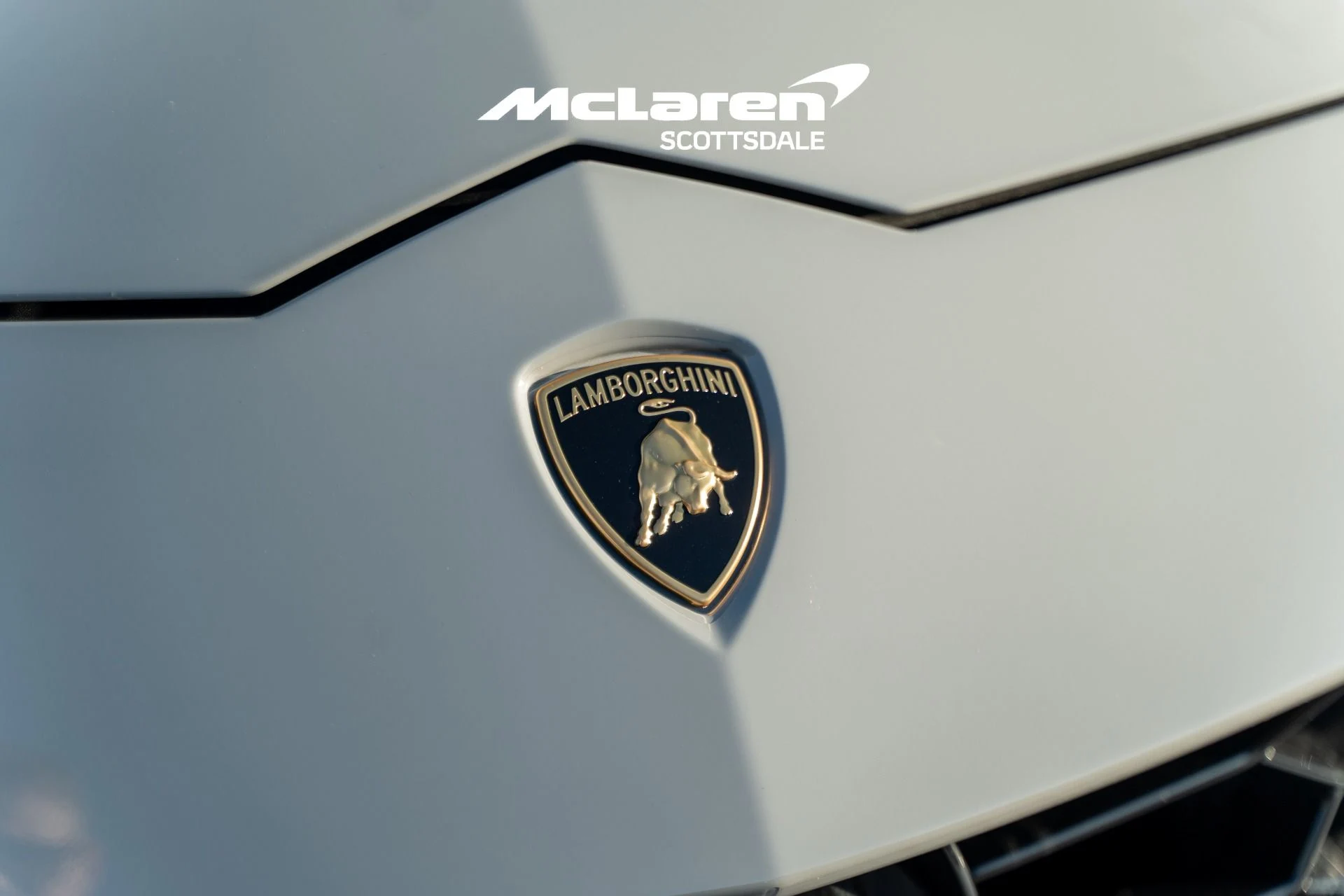 mph011_3218469222_Used_2021_LAMBORGHINI_URUS_1765671220_0133731cf5