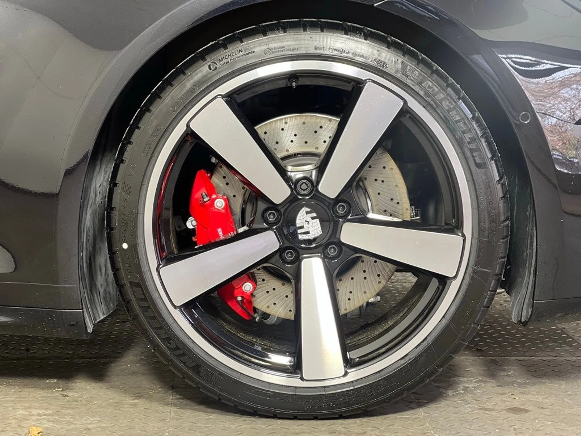 mph011_321992369_e1b647f85dc640ddd82e718a27010abe_acffc3c7e4