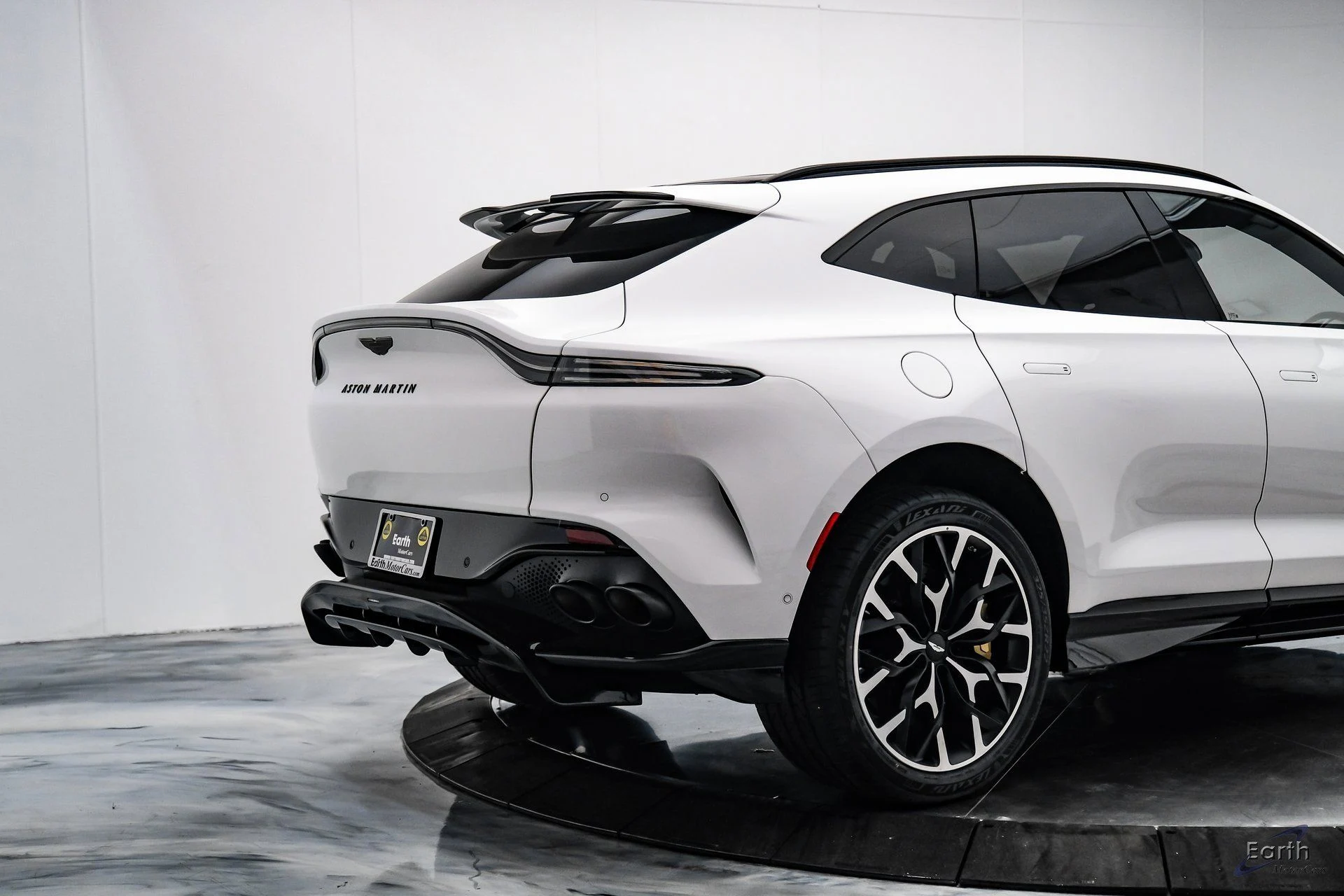 mph011_3225742997_6b30a90211a5f81272e1e5a0b49bf55ax_d1a8cf60e3