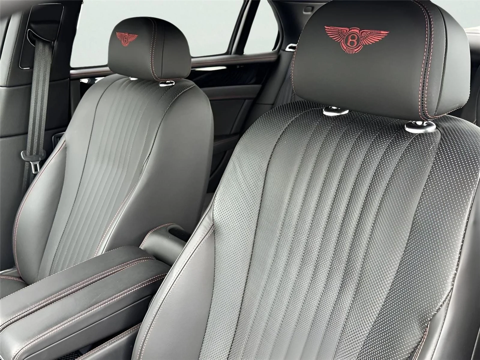 mph011_3229999954_5cf9a7f0ddbdc49693f3d19dac474c35_a268750cb1