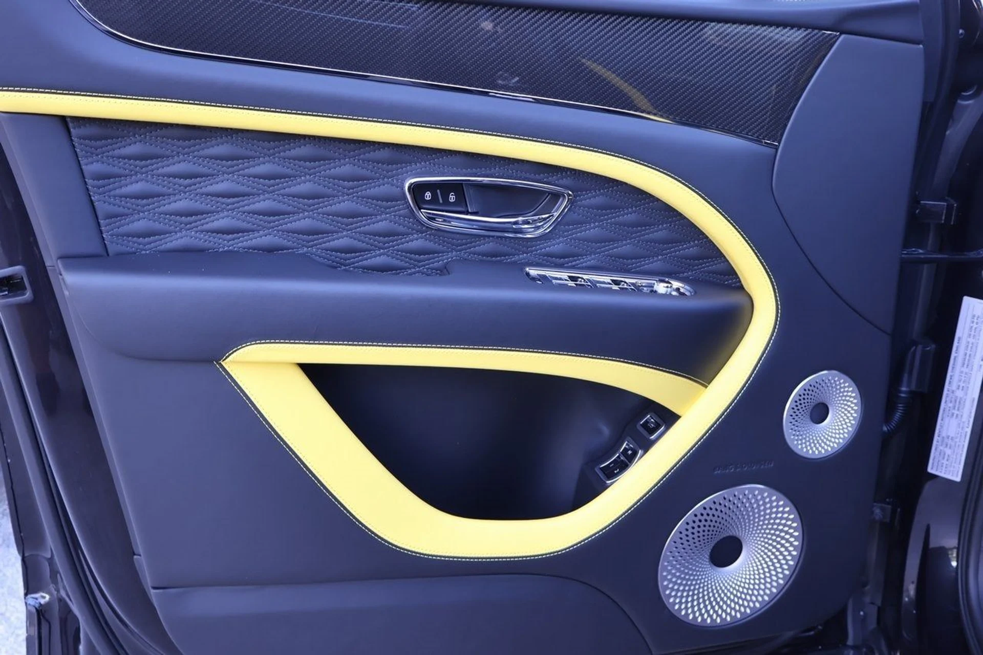 mph011_3230456262_12_25c2405906