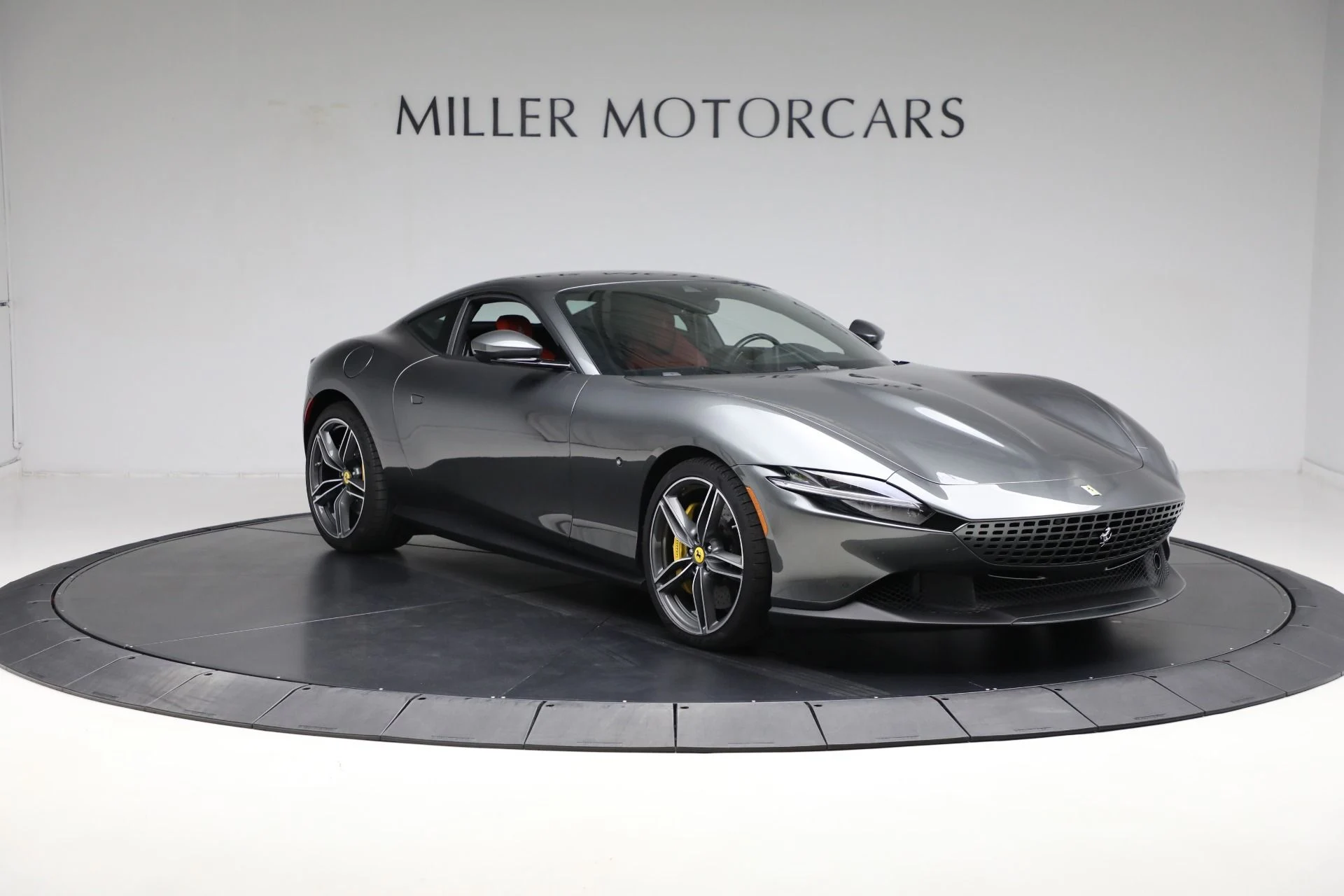 mph011_3231424867_Used_2024_Ferrari_Roma_4c4c69d708