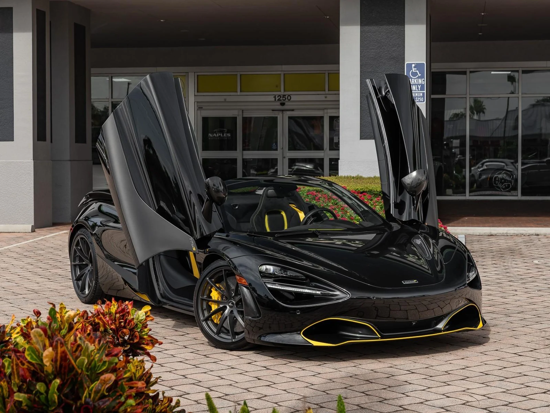 mph011_3235781528_Used_2022_Mc_Laren_720_S_1756483715_065311d29e