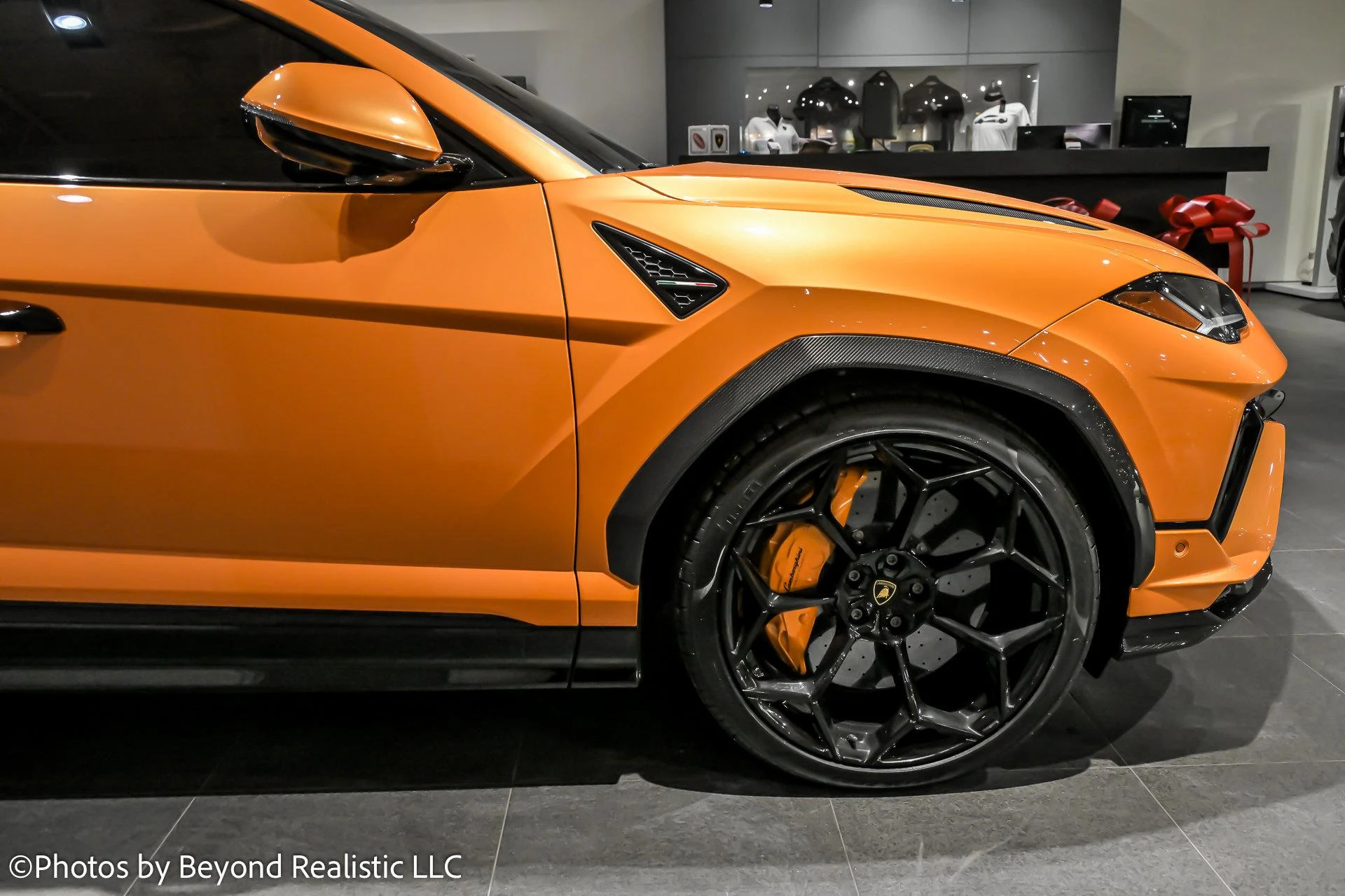mph011_3253379194_Used_2024_Lamborghini_Urus_Performante_1765964549_358554ef27