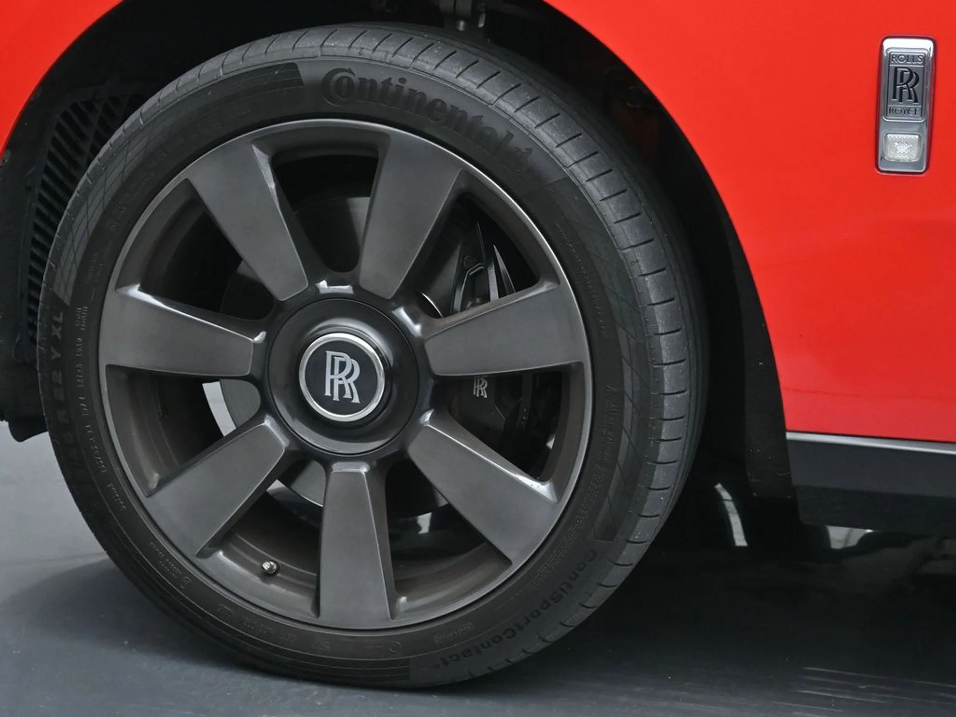 mph011_3256776478_09a04cf720e8bb35e2bc970c1f5428c5x_989945203d